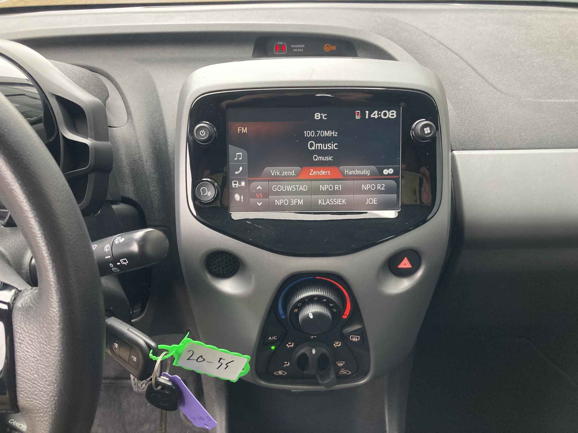 Toyota Aygo 1.0 VVT-i X-Play 5-drs. CAMERA/CARPLAY/AIRCO/LIMITER - 26/71