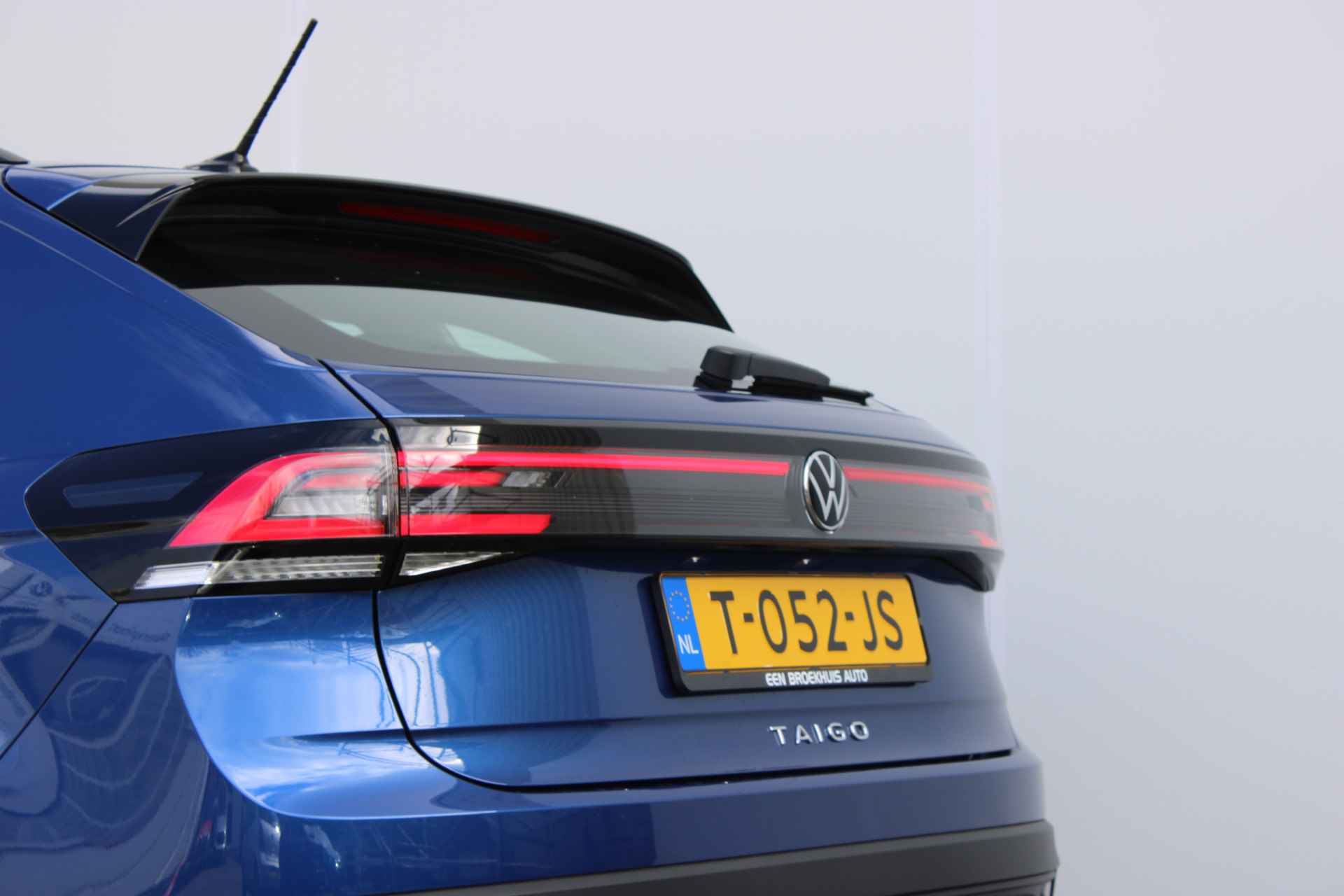 Volkswagen Taigo 1.0 TSI 95PK Life | Extra Fabrieksgarantie | App-Connect | 16'' LMV | Airco | Armsteun v | 1ste Eigenaar | ACC - 33/40