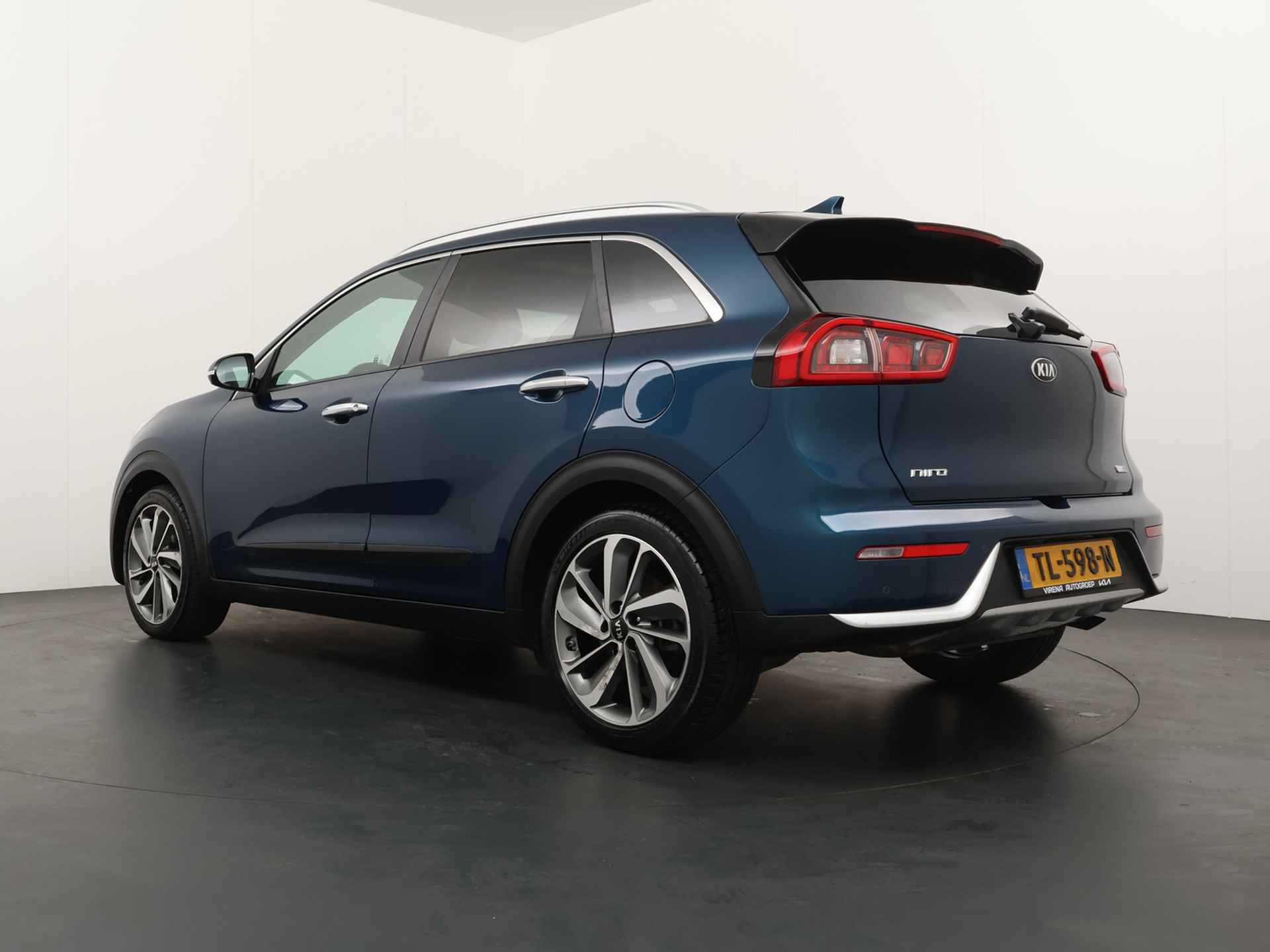 Kia Niro 1.6 GDi Hybrid Design Edition - Navigatie - Elektrisch glazen schuif-/kanteldak - Apple Carplay/Android Auto Fabrieksgarantie 09-2025 - 6/48