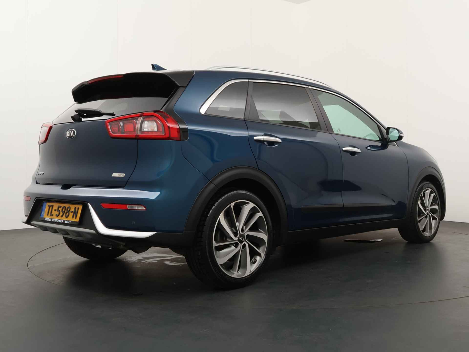 Kia Niro 1.6 GDi Hybrid Design Edition - Navigatie - Elektrisch glazen schuif-/kanteldak - Apple Carplay/Android Auto Fabrieksgarantie 09-2025 - 9/48