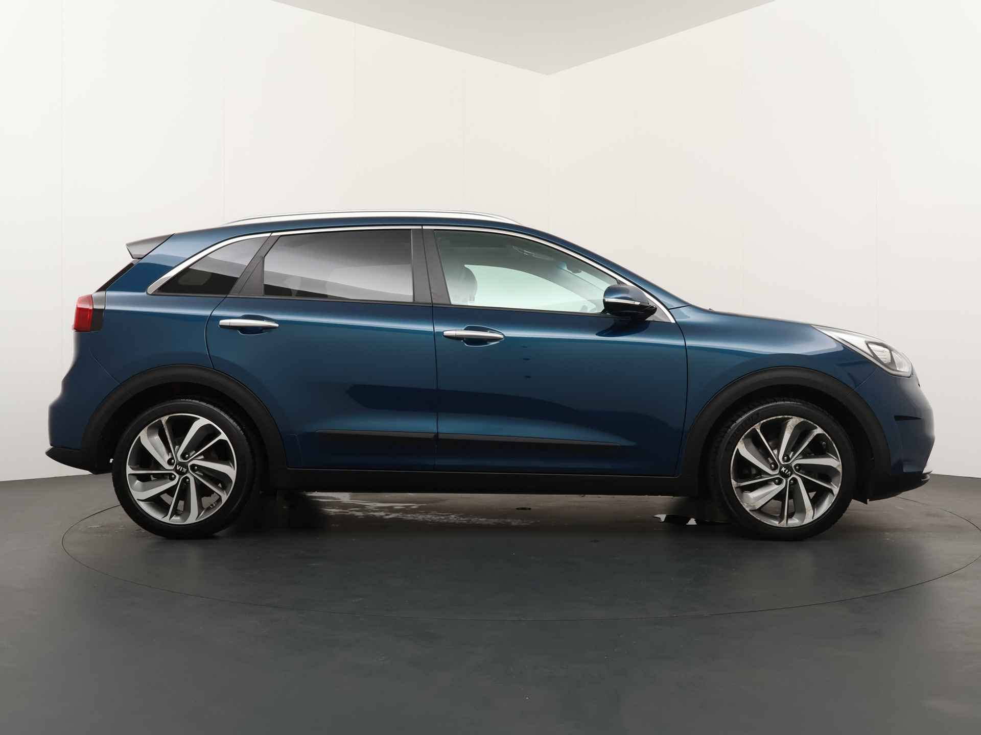 Kia Niro 1.6 GDi Hybrid Design Edition - Navigatie - Elektrisch glazen schuif-/kanteldak - Apple Carplay/Android Auto Fabrieksgarantie 09-2025 - 10/48