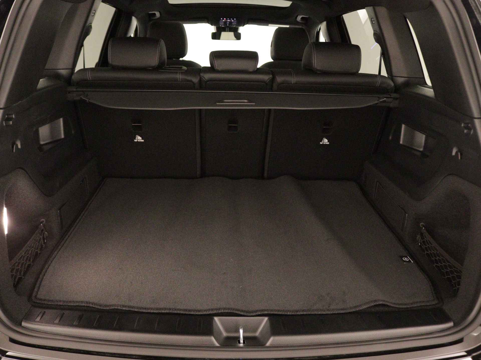 Mercedes-Benz GLB 180 Luxury Line | Premium pakket |  Panoramaschuifdak | Dodehoekassistent |  Warmtewerend, donkergetint glas achter | Keyless-Go comfortpakket | EASY PACK achterklep | Stoelverwarming vooraan | - 32/39