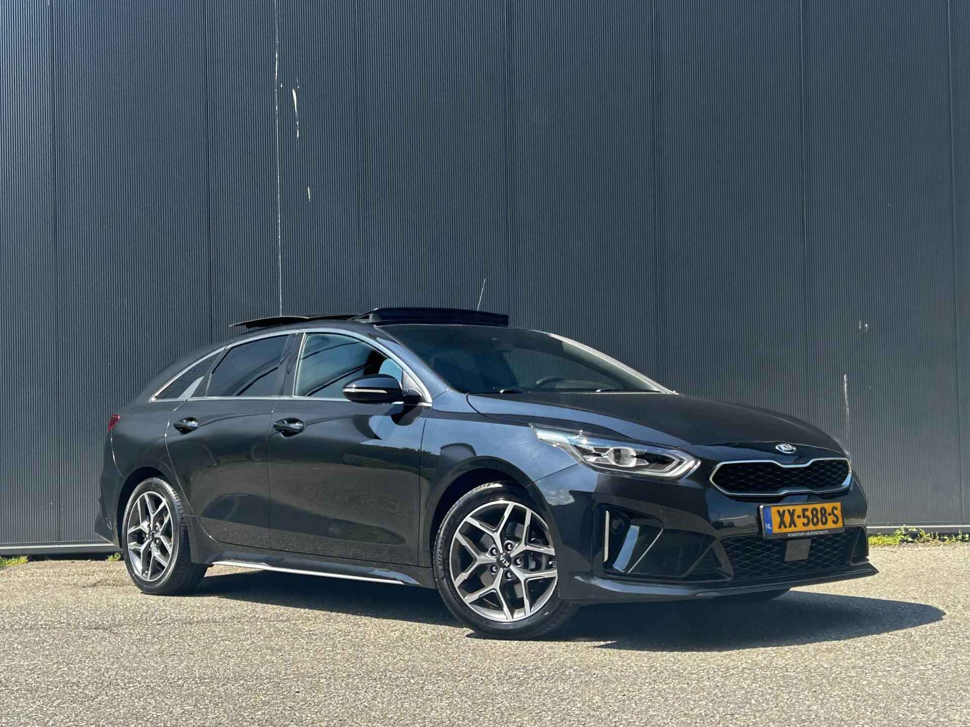 Kia ProCeed 1.4i Turbo GT-Line 140 PK | 1e Eigenaar | Dealer onderhouden | Suede sportstoelen | Schuif-kanteldak | 17" LM velg | Fabrieksgarantie t/m 04-04-2026 | NAP - 4/39