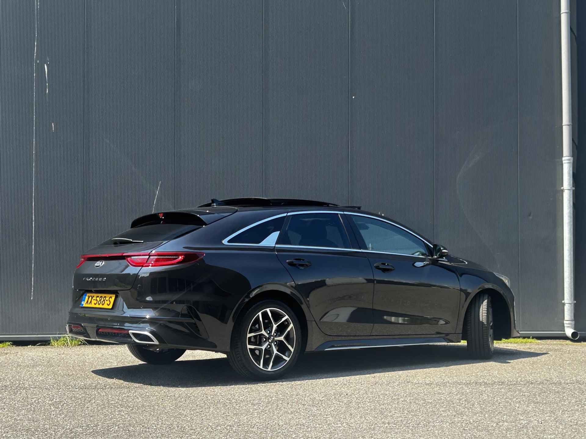 Kia ProCeed 1.4i Turbo GT-Line 140 PK | 1e Eigenaar | Dealer onderhouden | Suede sportstoelen | Schuif-kanteldak | 17" LM velg | Fabrieksgarantie t/m 04-04-2026 | NAP - 6/39