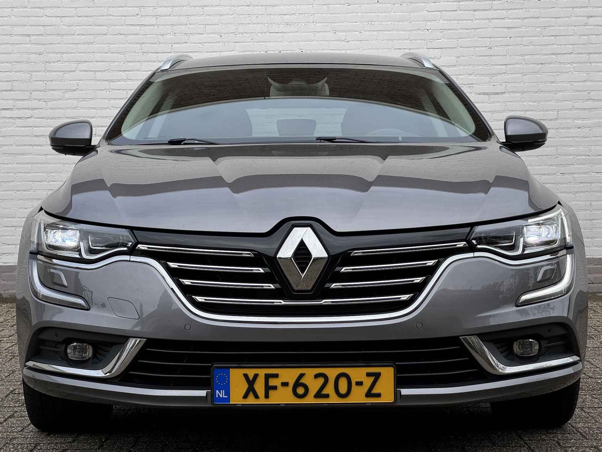 Renault Talisman Estate 1.8 TCe Intens / Trekhaak / BOSE SURROUND® premium audio / Parkeer Assistent / Dodehoek Detectie / Stoelverwarming / Stuurverwarming / Navi / Cruise / Clima / Keyless / DAB / NAP / - 5/55