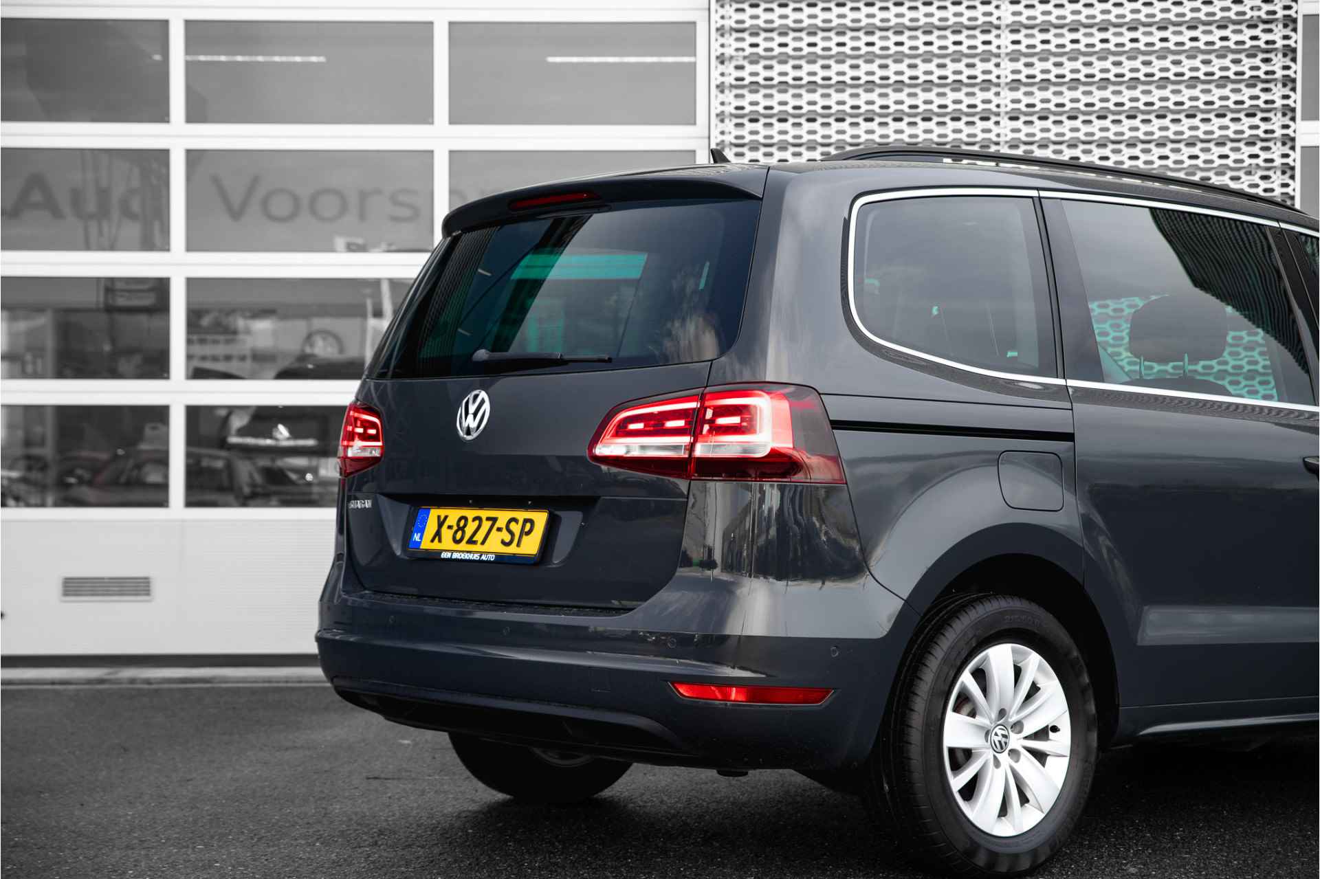 Volkswagen Sharan 1.4 TSI 150 pk DSG Comfortline | Cruise Adaptief | Dodehoek | Navigatie | Sensoren | - 13/28