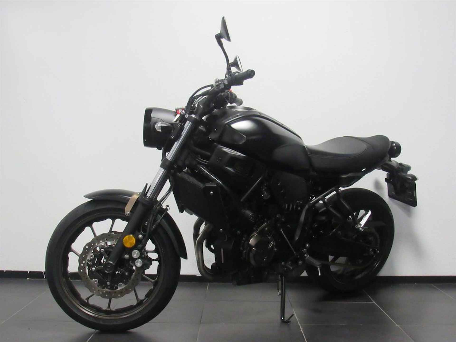 Yamaha XSR 700 ABS - 3/13