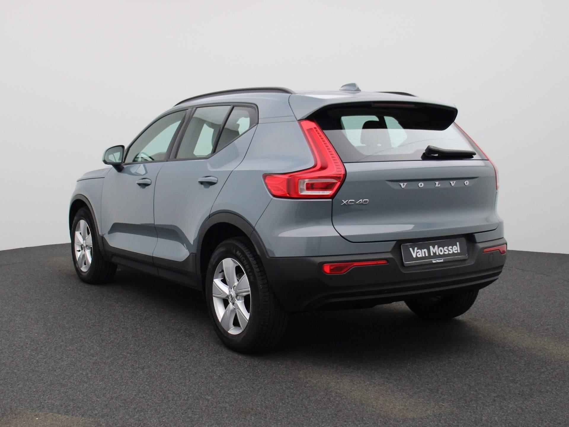 Volvo XC40 1.5 T3 Momentum | Navigatie | Climate control | LMV | Parkeer sensoren | LED | Camera | - 3/38