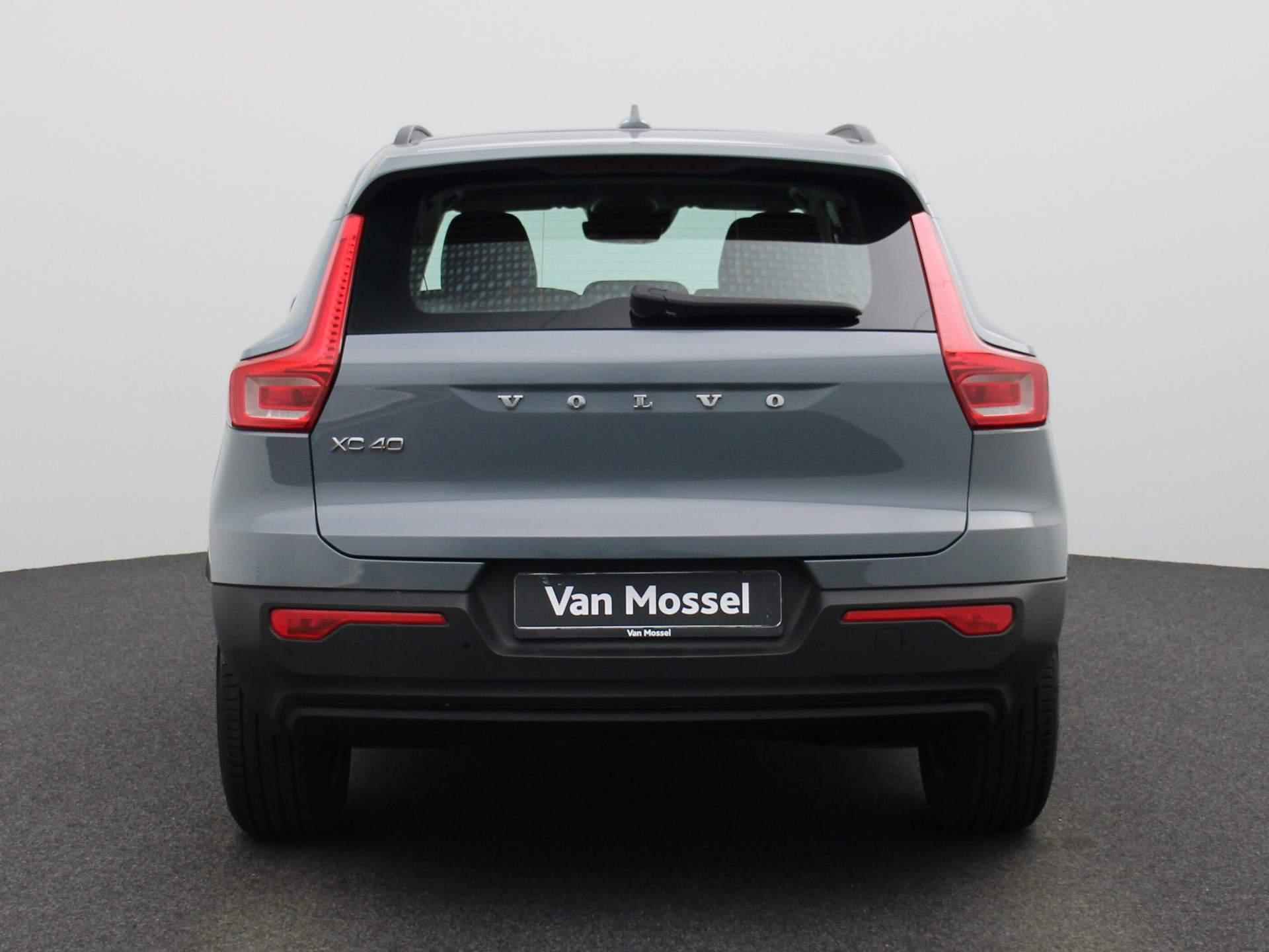 Volvo XC40 1.5 T3 Momentum | Navigatie | Climate control | LMV | Parkeer sensoren | LED | Camera | - 6/38