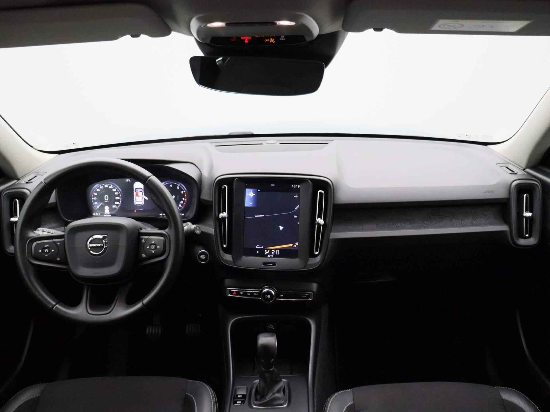 Volvo XC40 1.5 T3 Momentum | Navigatie | Climate control | LMV | Parkeer sensoren | LED | Camera | - 33/38