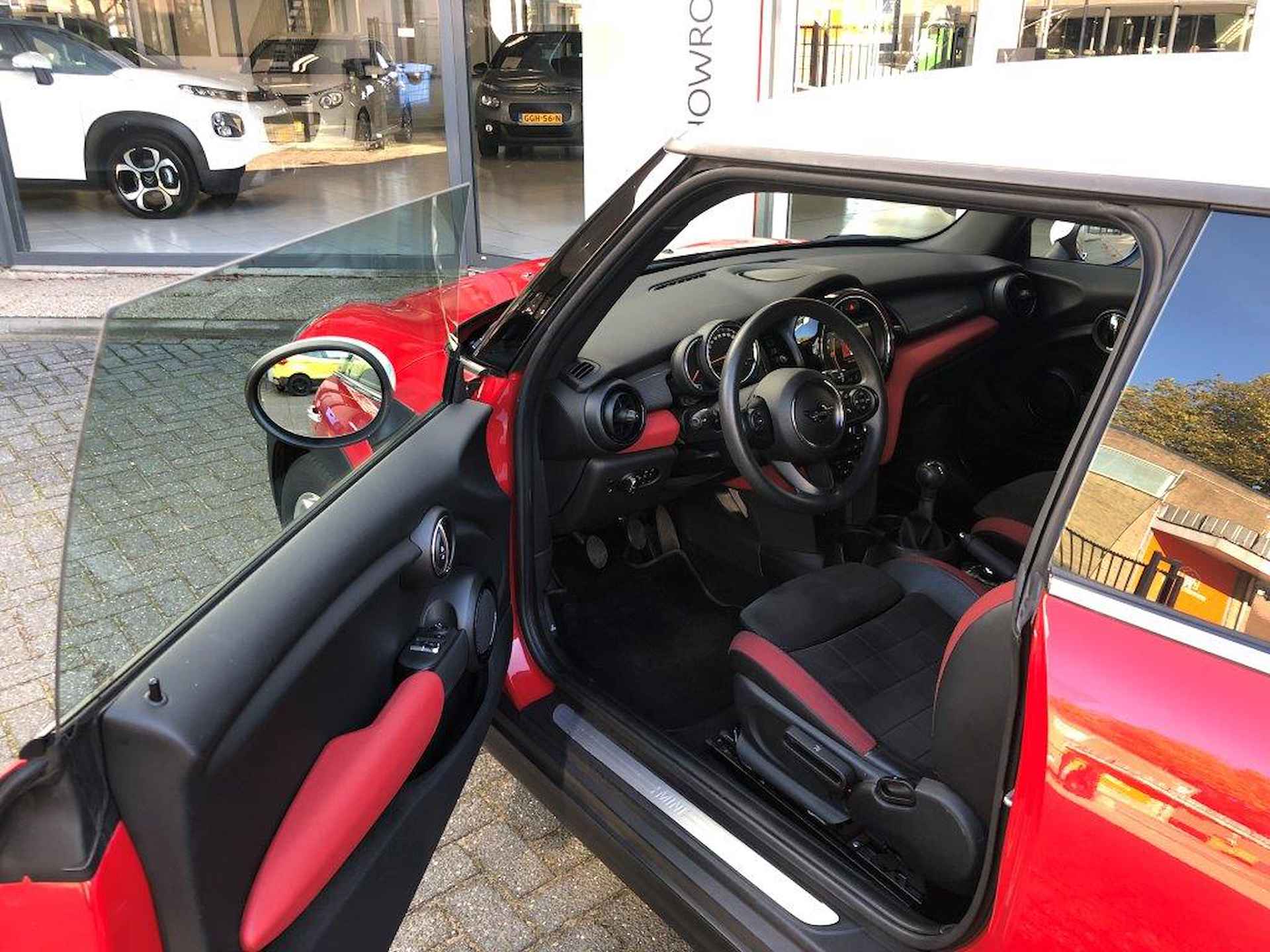 Mini Cooper JCW interieur - 8/23