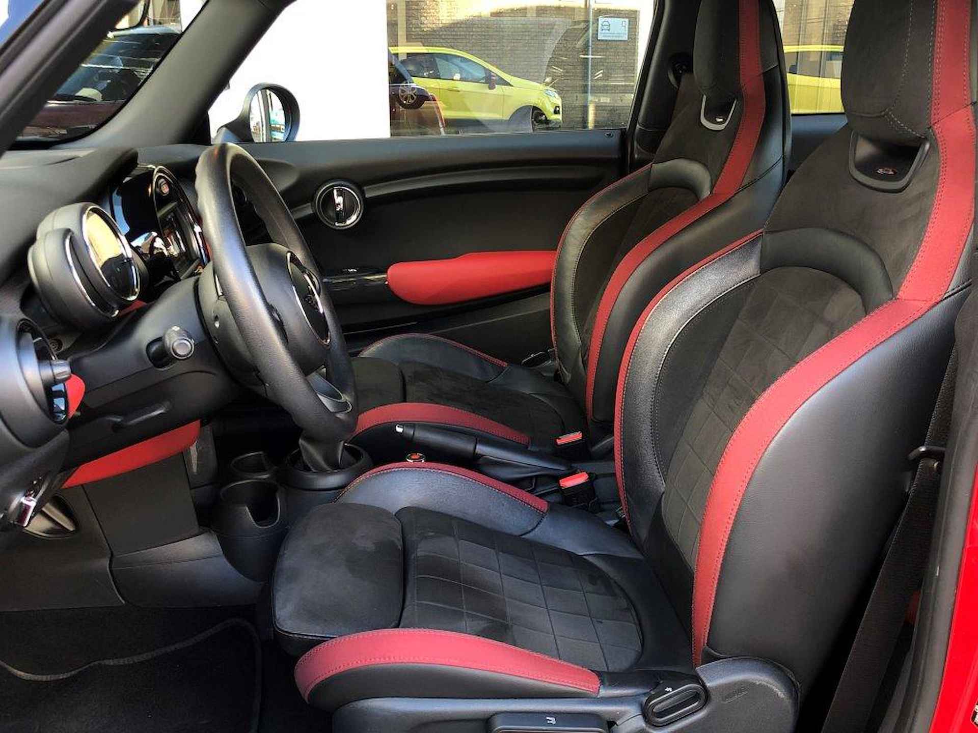 Mini Cooper JCW interieur - 10/23