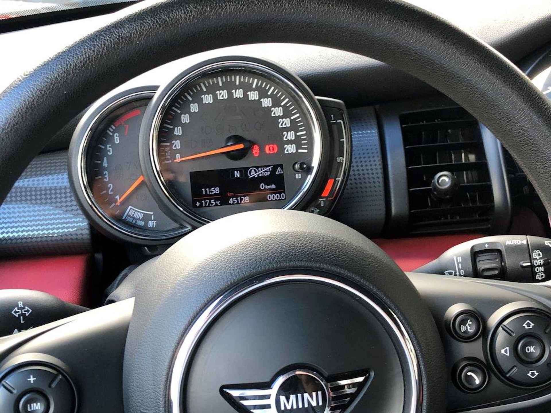 Mini Cooper JCW interieur - 19/23