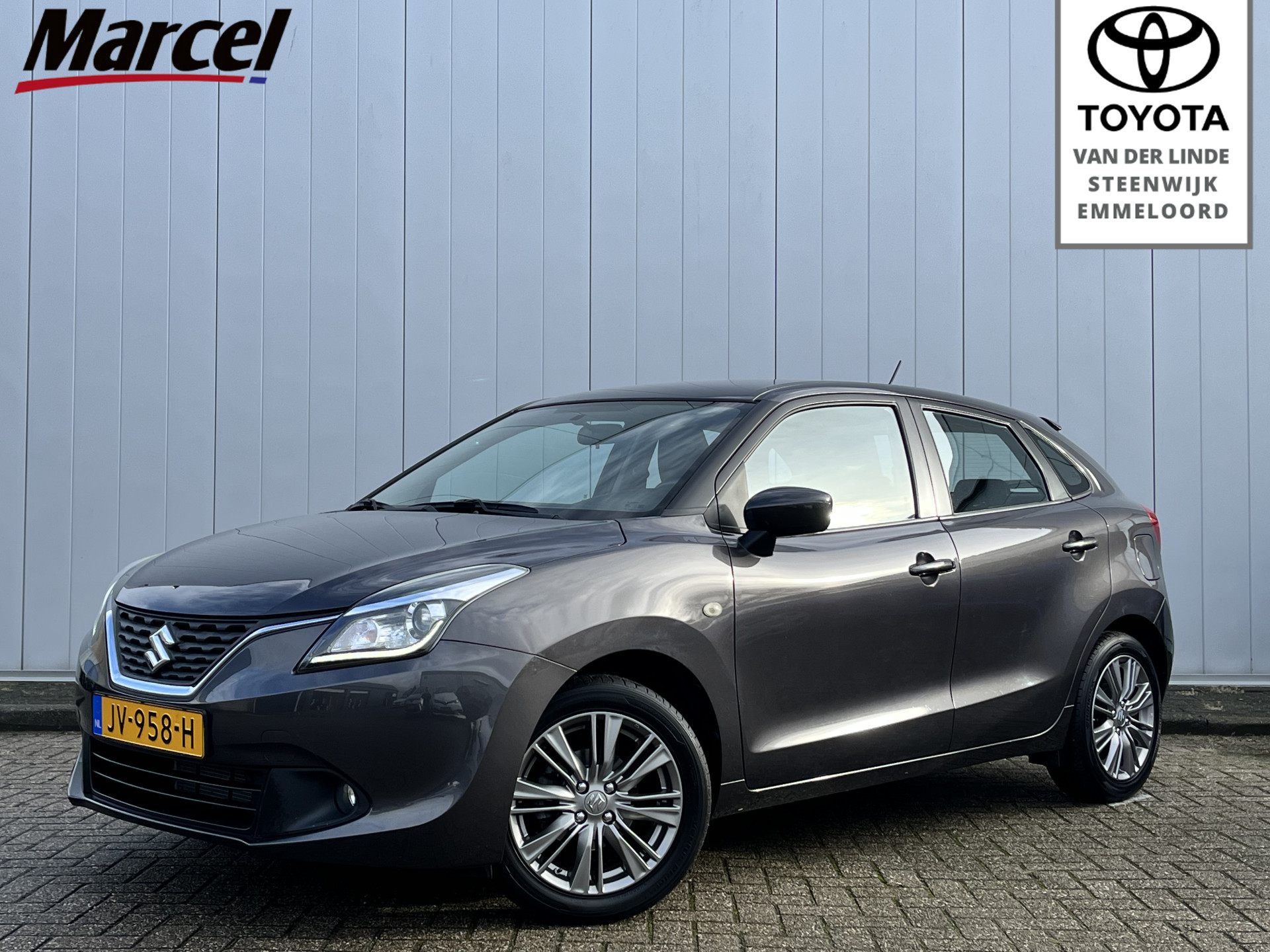 Suzuki Baleno 1.2 Exclusive Airco Xenon Stoelverwarming Dealer onderhouden