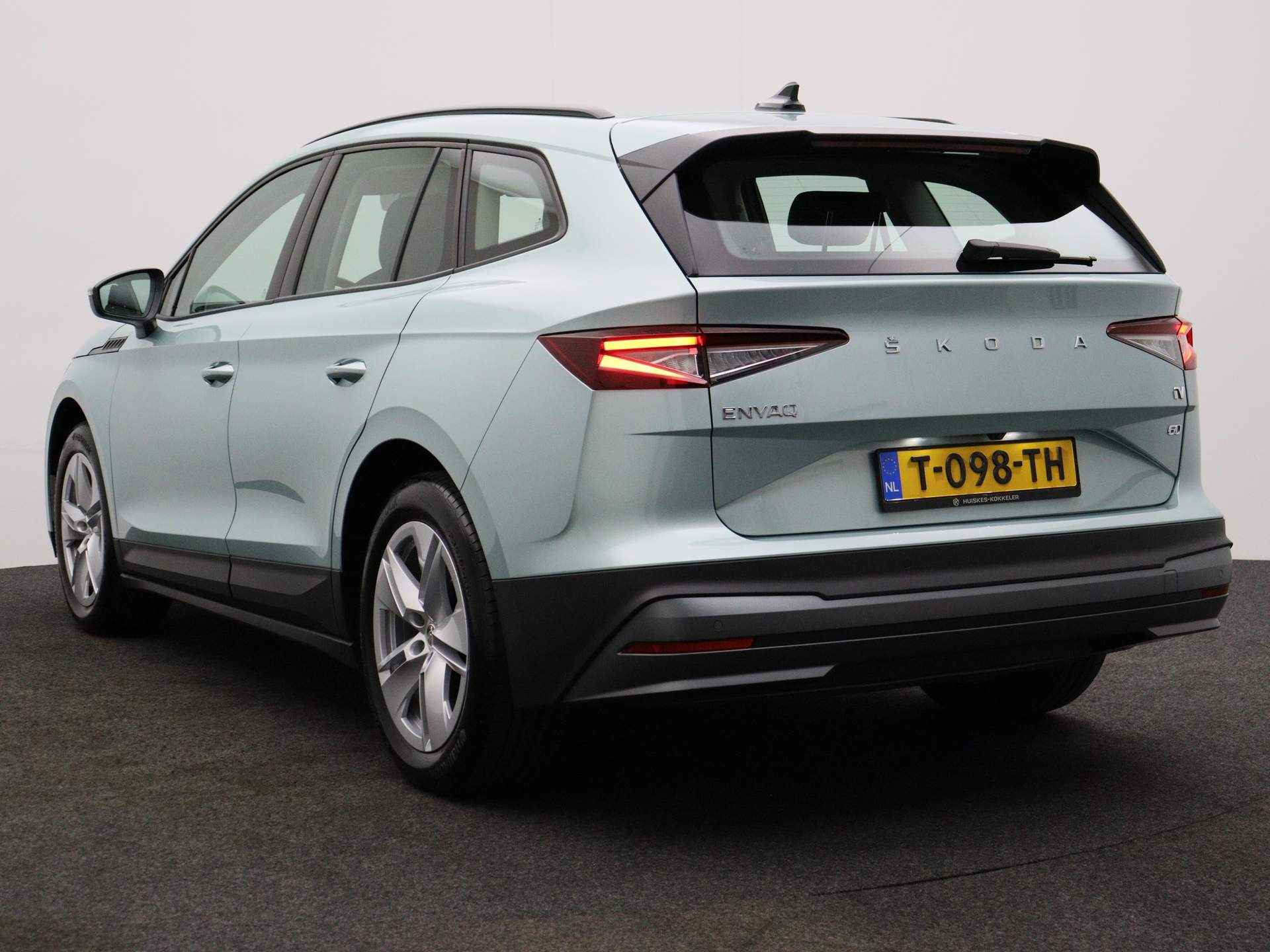 Škoda Enyaq iV 60 180pk Automaat Achteruitrijcamera, Navigatie, Adaptive cruise control, Parkeersensoren, Airco, DAB, App connect, LED verlichting - 38/38