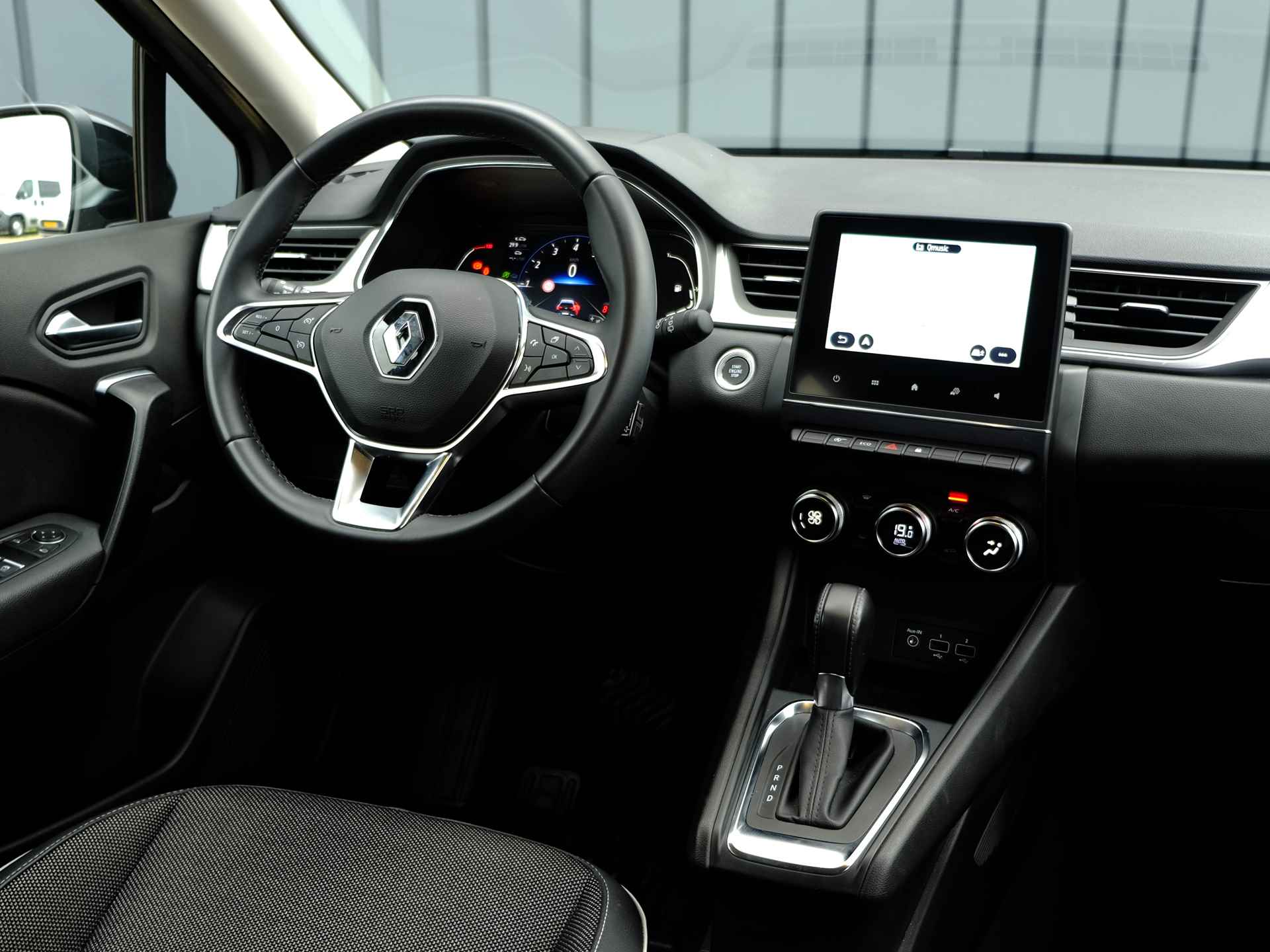 Renault Captur Micro-Hybrid 140pk Intens Automaat | Park. Sensoren V+A | Camera | Navigatie - 2/17