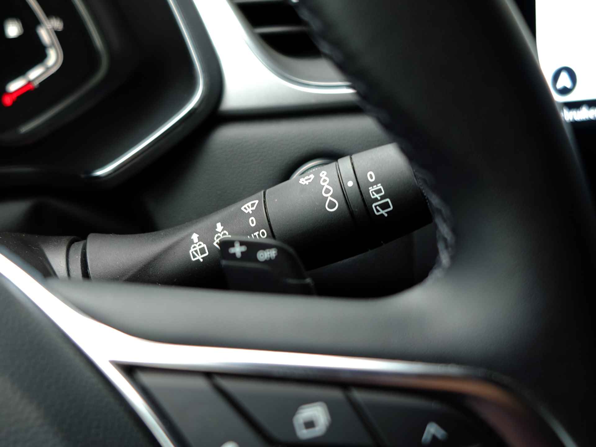 Renault Captur Micro-Hybrid 140pk Intens Automaat | Park. Sensoren V+A | Camera | Navigatie - 7/17