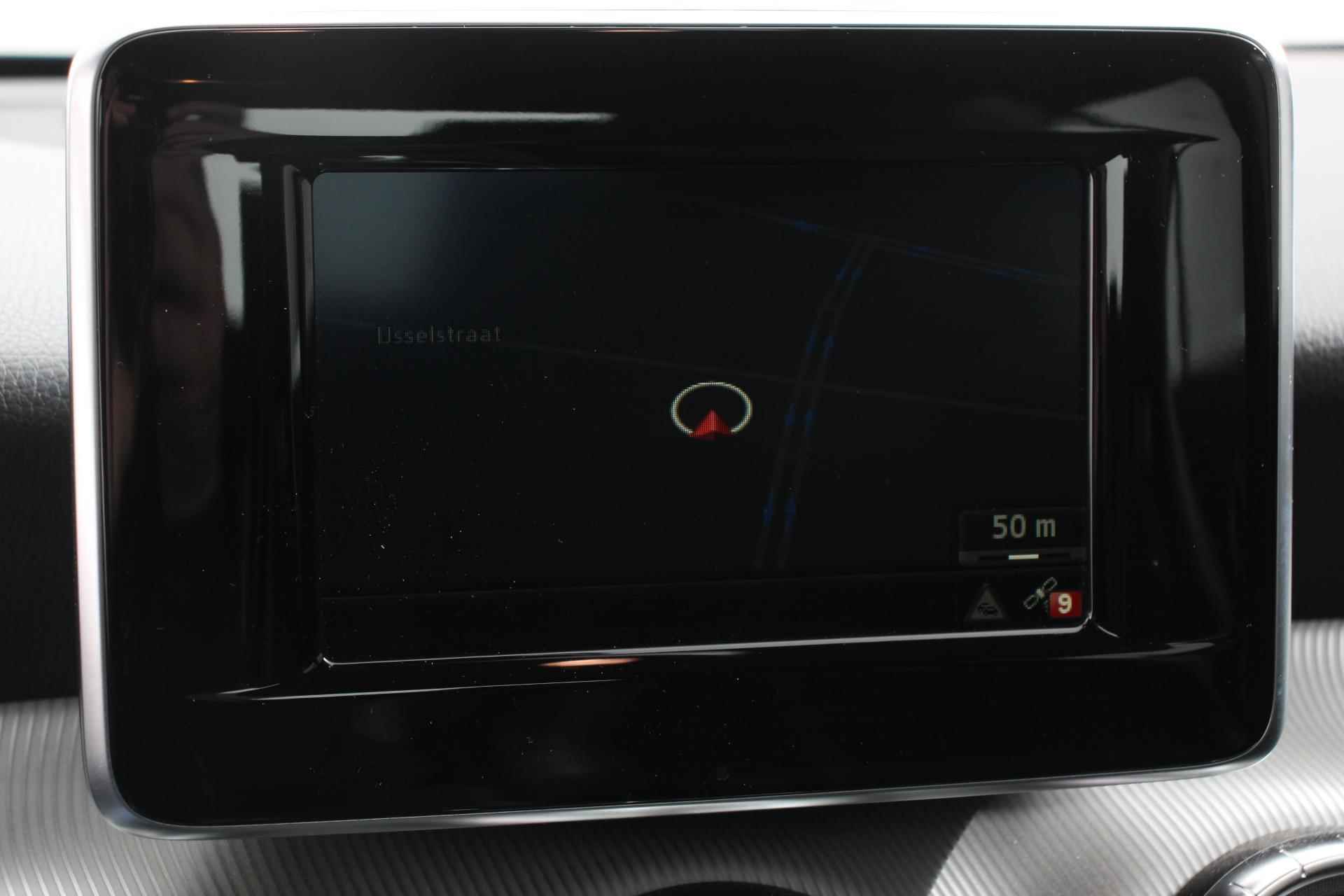Mercedes-Benz CLA-klasse 180 Prestige | Standkachel | Trekhaak | Xenon | Navigatie | Stoelverwarming | - 19/31