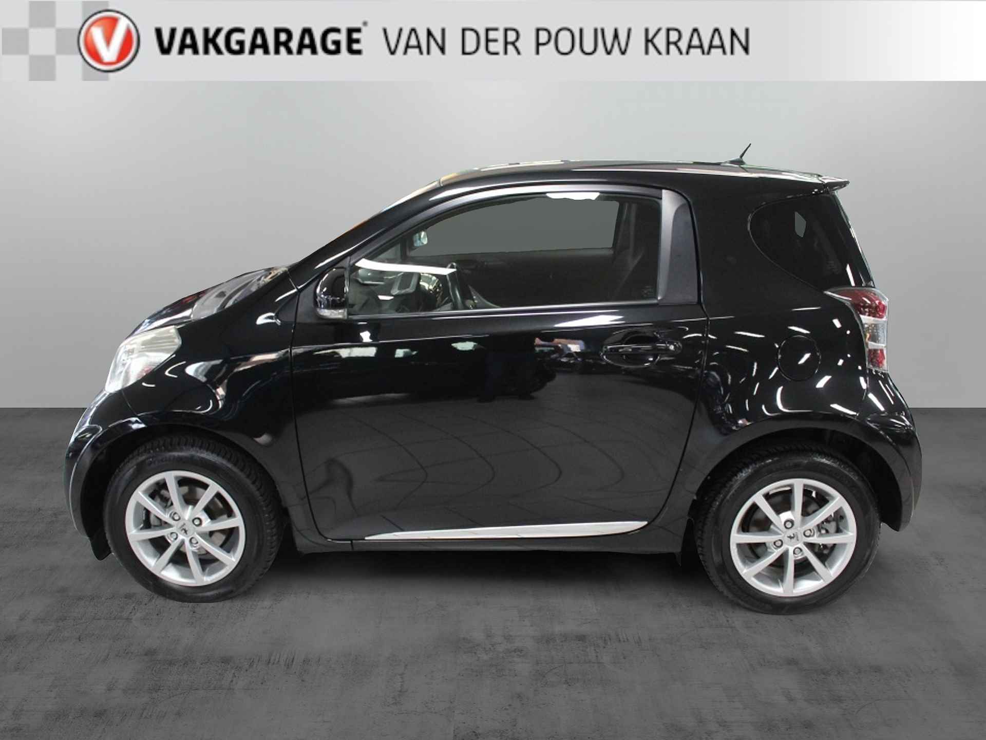 Toyota iQ 1.0 VVTi Black Edition Airco LM velgen - 3/31