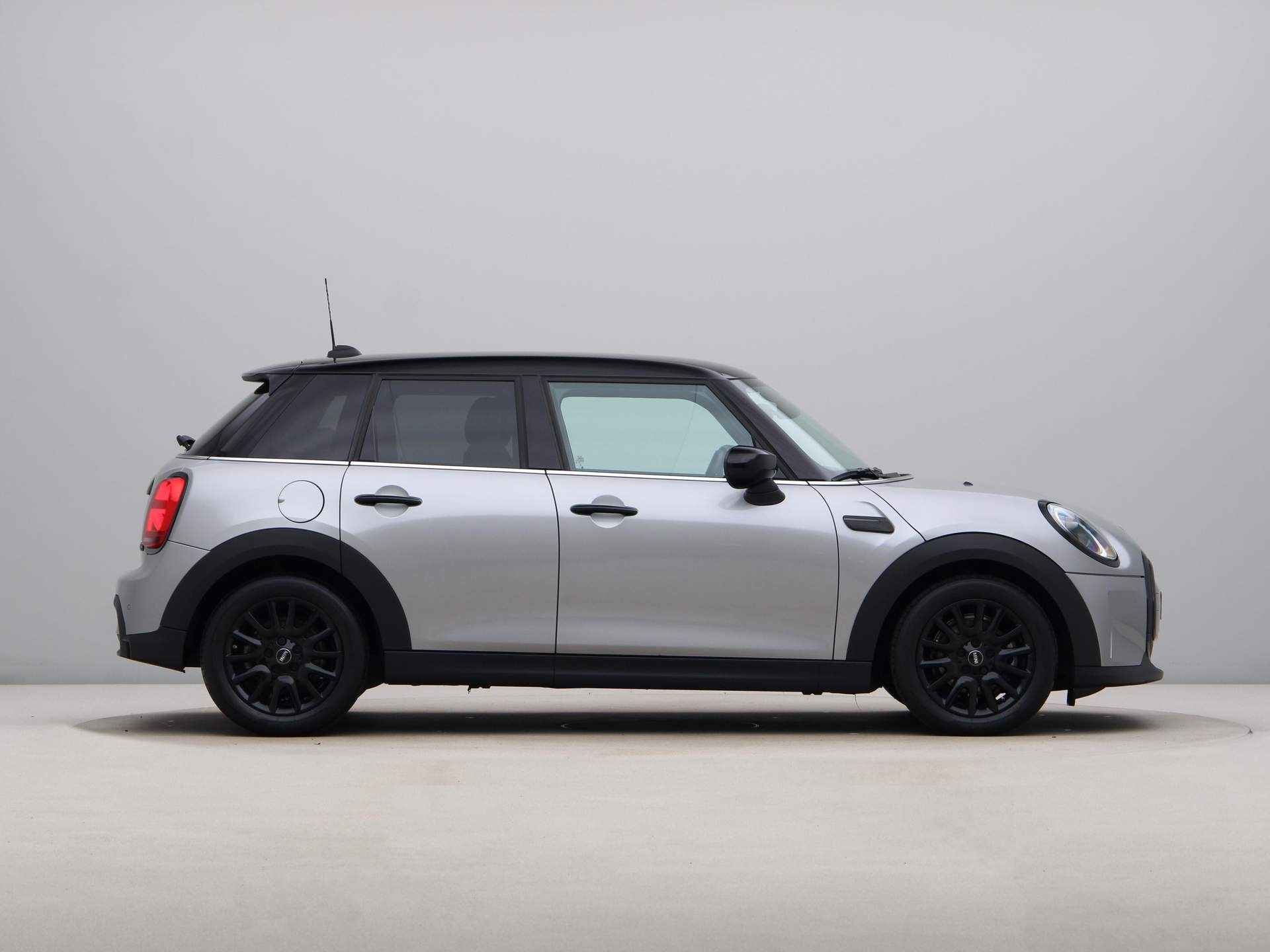 MINI 5-deurs Cooper Camden Edition Aut. - 9/24