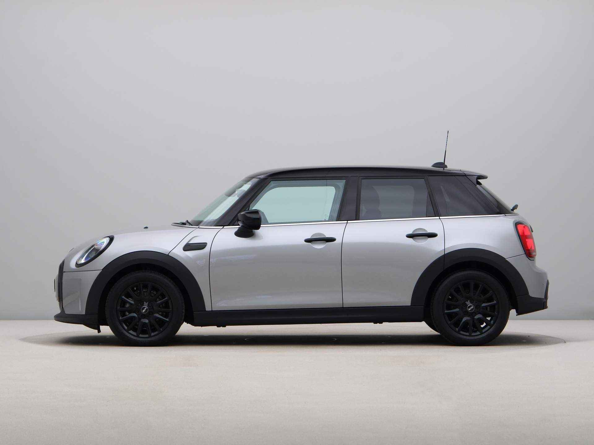 MINI 5-deurs Cooper Camden Edition Aut. - 13/24