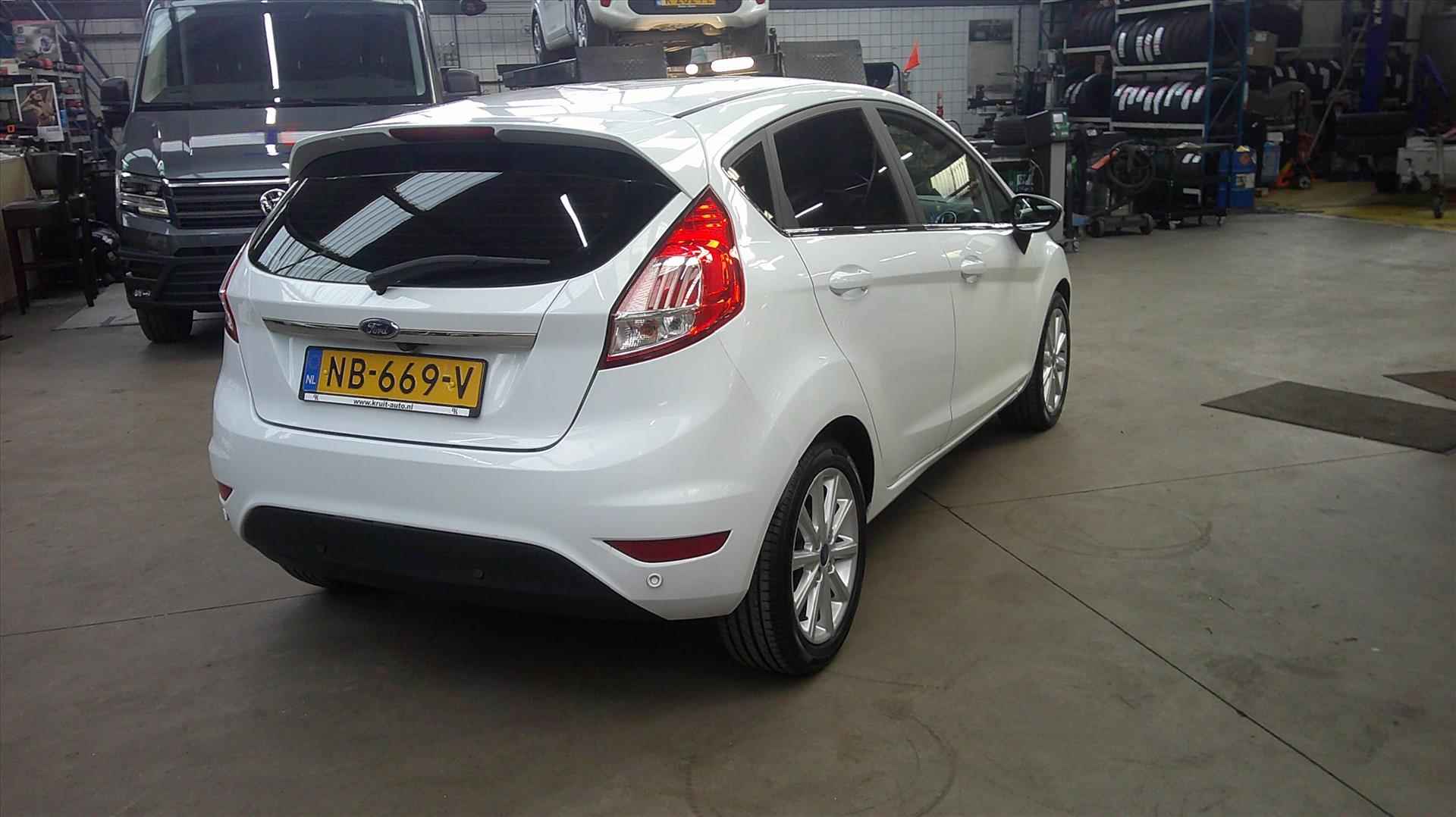 Ford Fiesta 1.0 EcoBoost 100PK 5D S/S PowerShift Titanium - 4/19