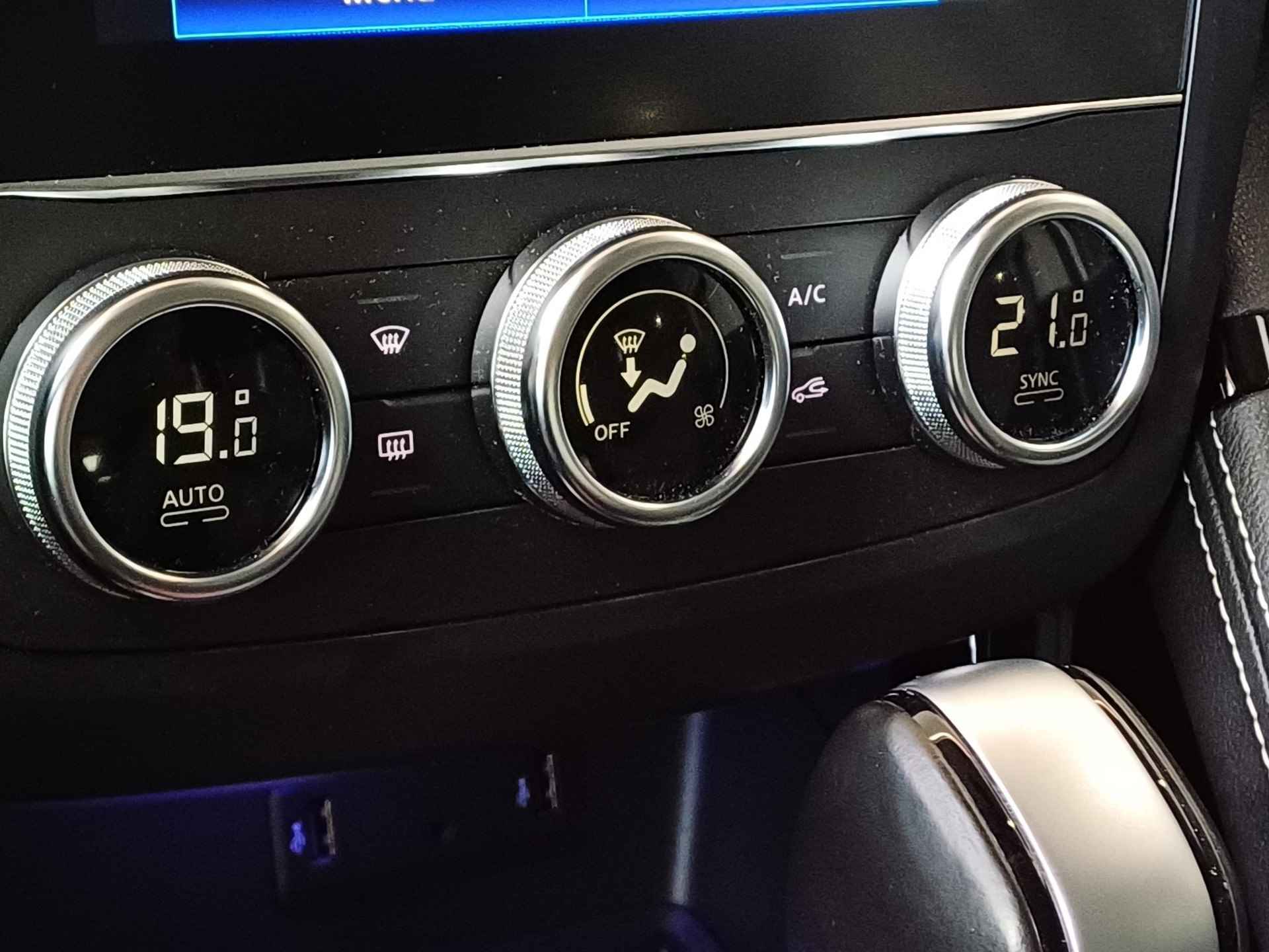 Renault Kadjar 1.3 TCe 140 EDC Limited Automaat | Apple Carplay | 18 inch | Trekhaak - 16/21