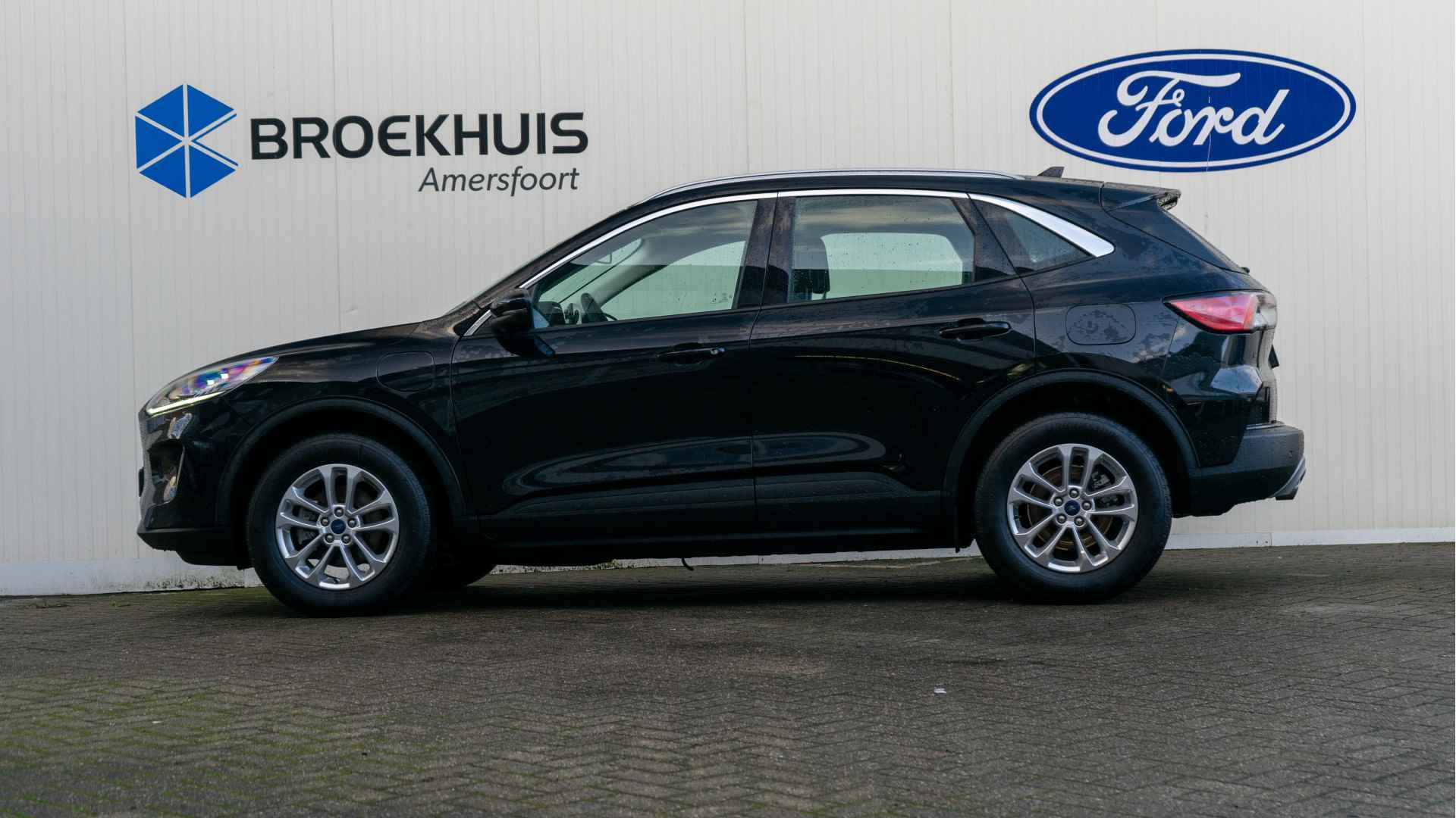 Ford Kuga 2.5 Plug-in Hybride 225pk Titanium | Winterpakket | Cruise controle | Climate controle | Lichtmetalen velgen | Carplay Apple/Android - 3/24