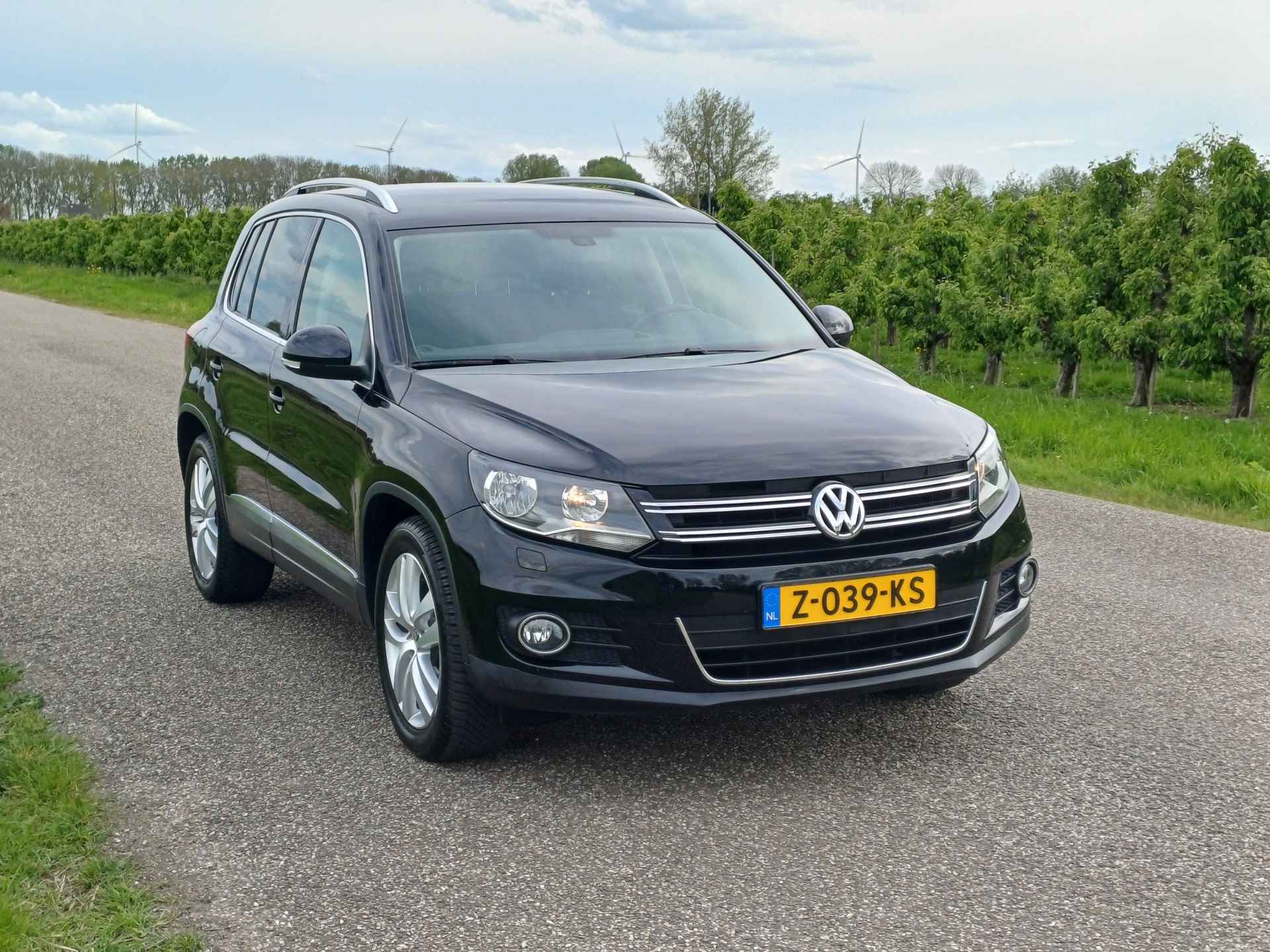 Volkswagen Tiguan 1.4 TSI Sport&Style Clima. | Navi. | Cruise | Trekh. | Stoelverw. | 100% onderh. | Mooie auto! - 6/46