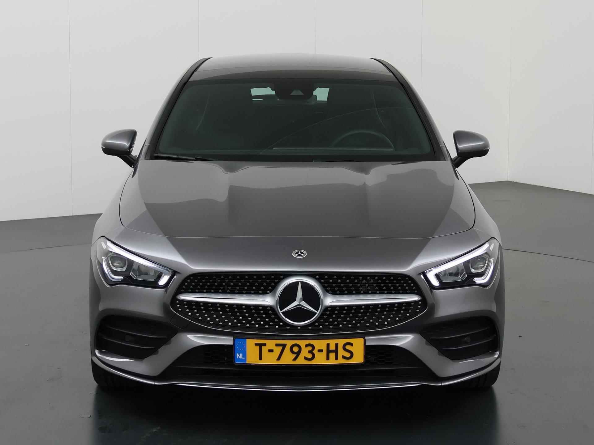 Mercedes-Benz CLA 250e Shooting brake AMG Line | Panorama-schuifdak | Achteruitrijcamera | Stoelverwarming | Sfeerverlichting - 4/47