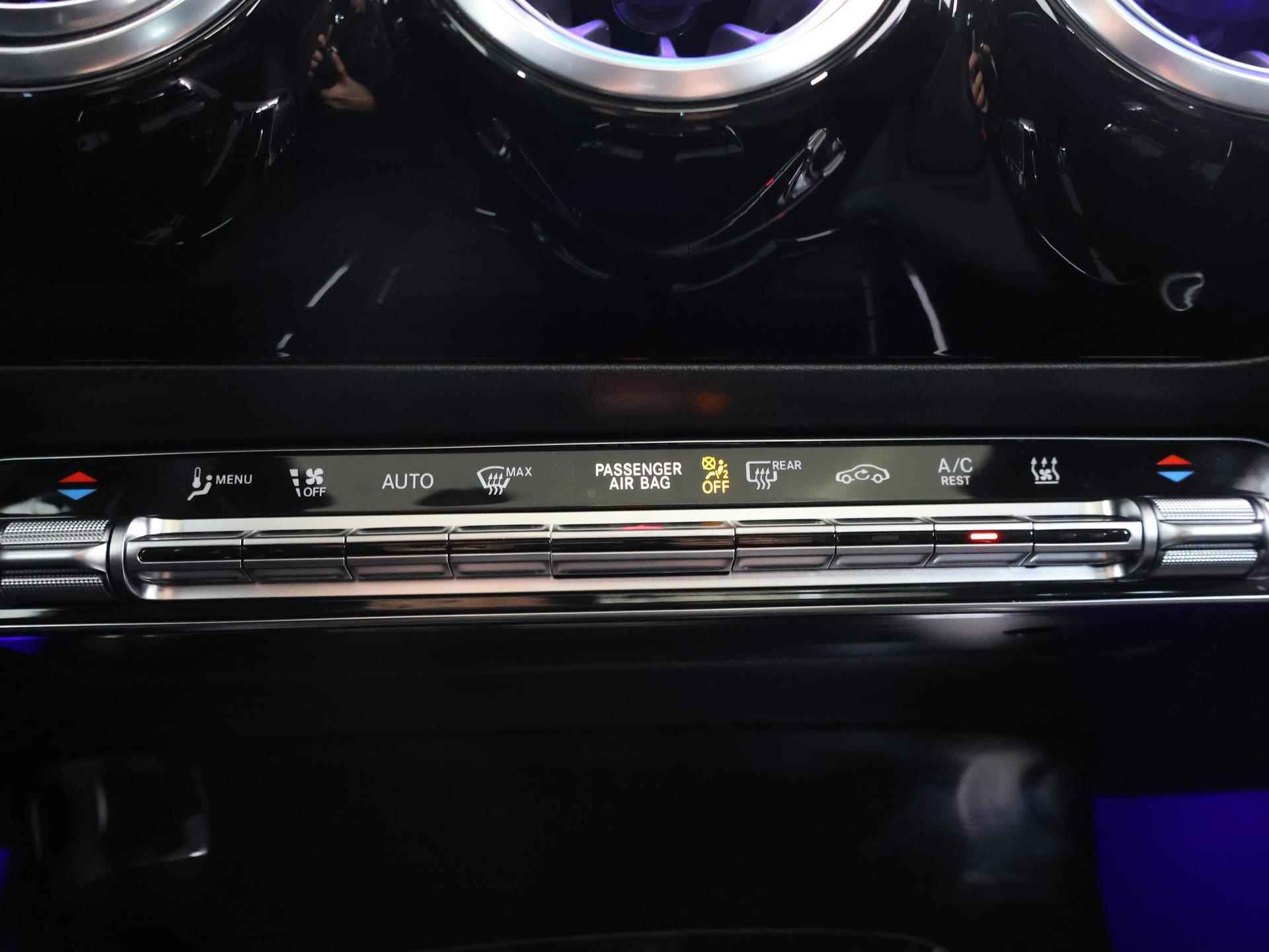 Mercedes-Benz CLA 250e Shooting brake AMG Line | Panorama-schuifdak | Achteruitrijcamera | Stoelverwarming | Sfeerverlichting - 29/47