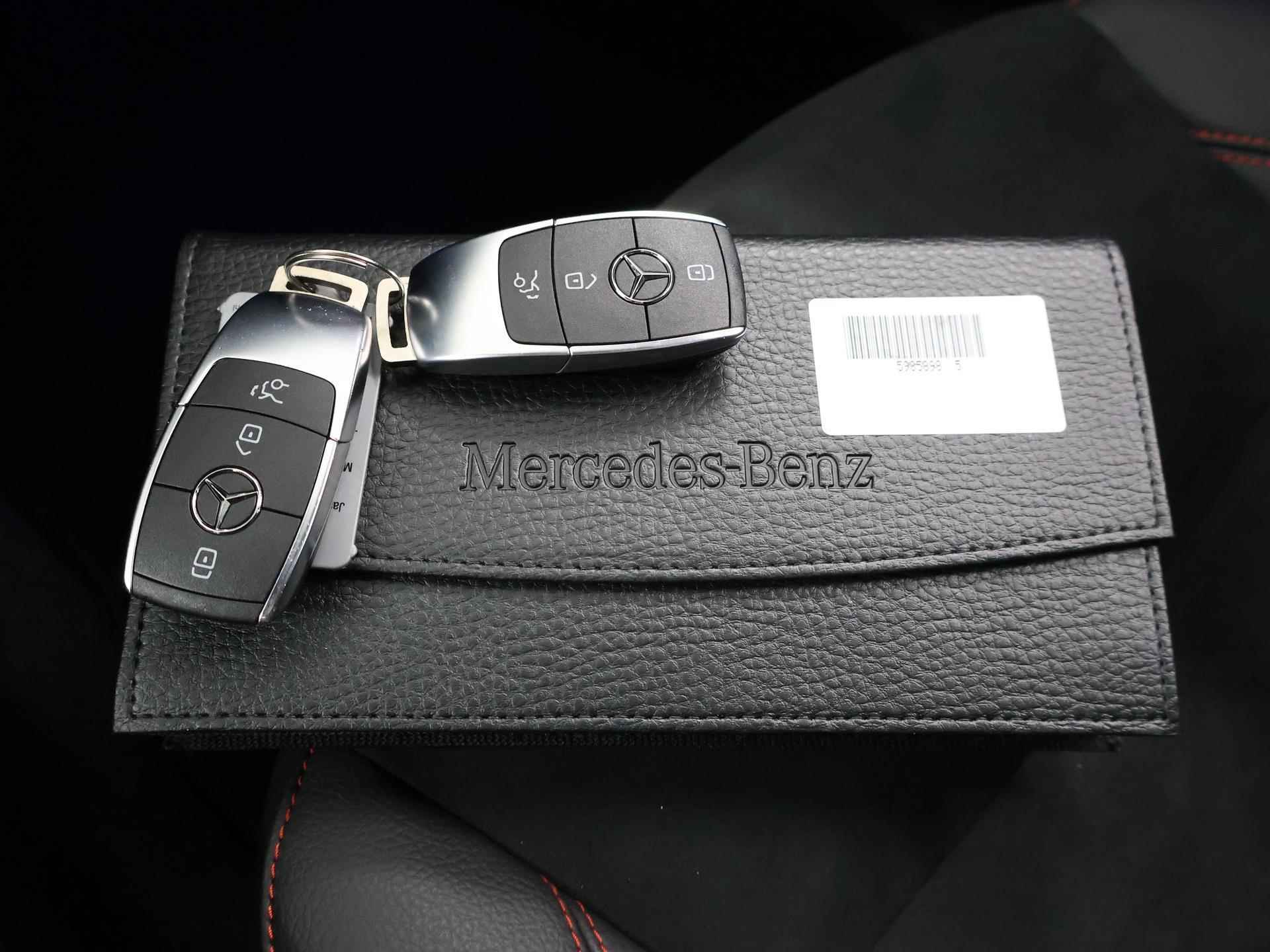 Mercedes-Benz CLA 250e Shooting brake AMG Line | Panorama-schuifdak | Achteruitrijcamera | Stoelverwarming | Sfeerverlichting - 33/47
