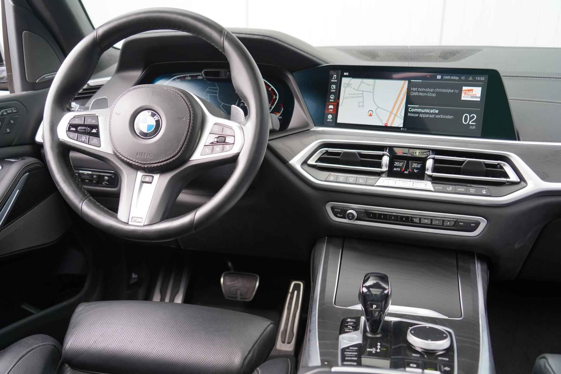 BMW X7 XDrive40i High Executive / M-Sport / 7 Pers. / Trekhaak / Panodak / 360 Camera / Bomvolle auto! - 13/54