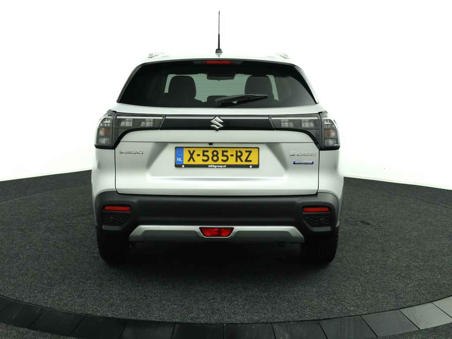 Suzuki S-Cross 1.4 Boosterjet Style Smart Hybrid |  6 Jaar Garantie | 360 Camera | Groot Scherm Navigatie | Dodehoek Detectie | Stoelverwarming | Suzuki Safety System Pro | DAB | Apple Carplay | Android Auto | - 8/49