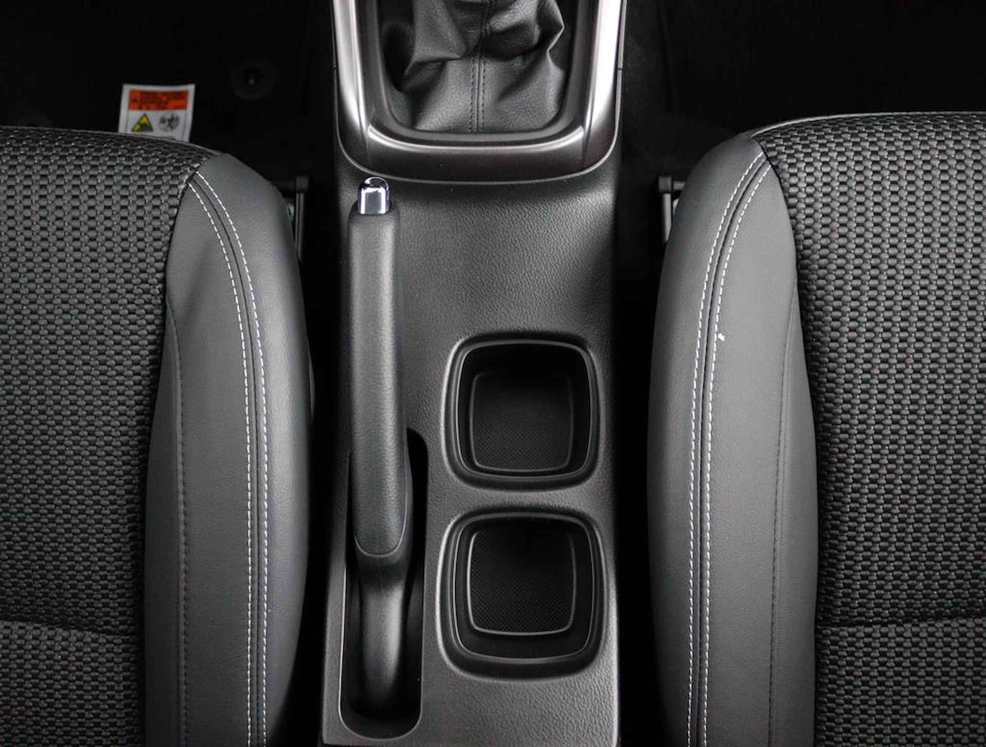 Suzuki S-Cross 1.4 Boosterjet Style Smart Hybrid |  6 Jaar Garantie | 360 Camera | Groot Scherm Navigatie | Dodehoek Detectie | Stoelverwarming | Suzuki Safety System Pro | DAB | Apple Carplay | Android Auto | - 27/49