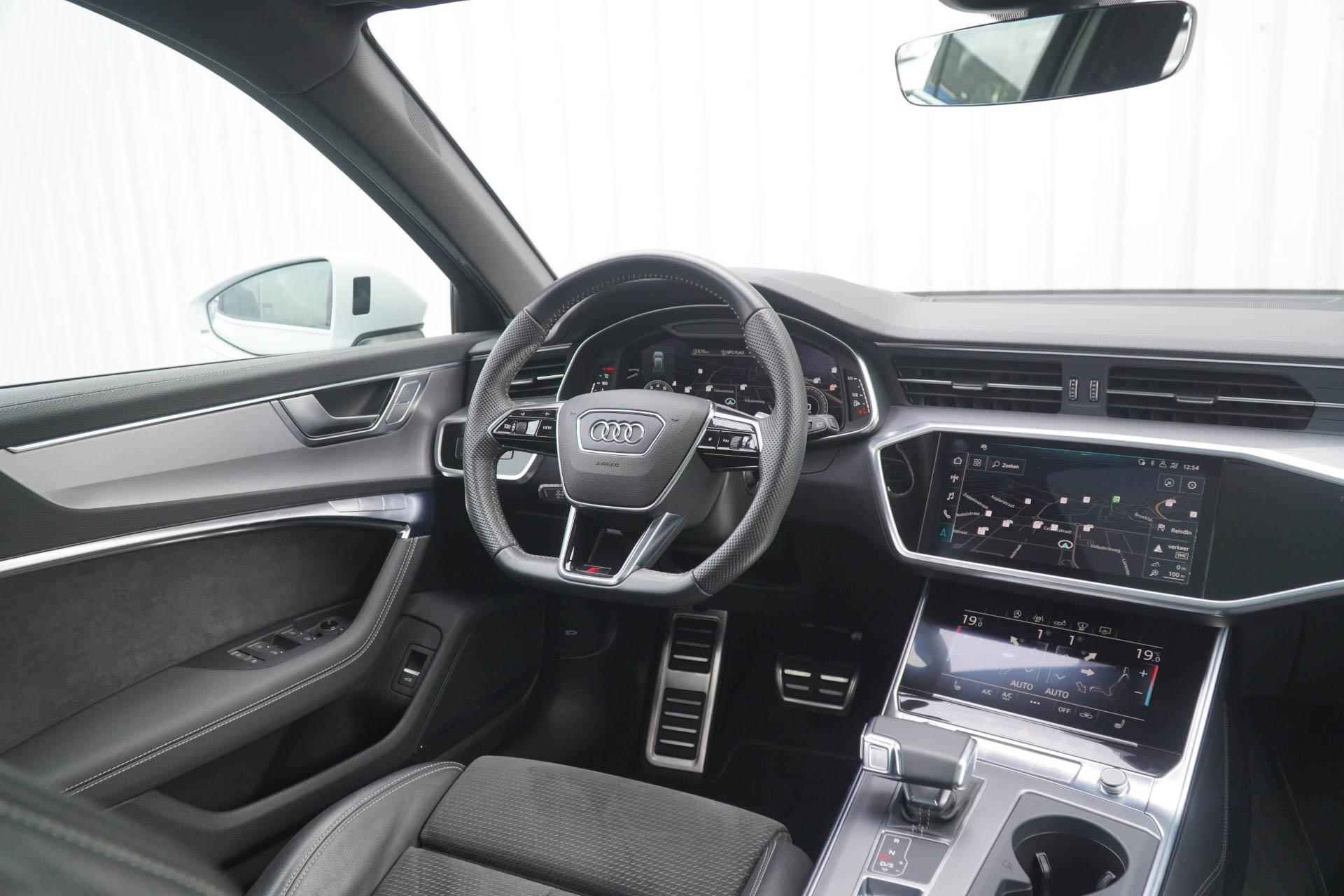 Audi A6 Avant 55 TFSI 340pk quattro Design Pro Line Plus | B&O | Trekhaak Wegklapbaar | Panoramadak - 49/50