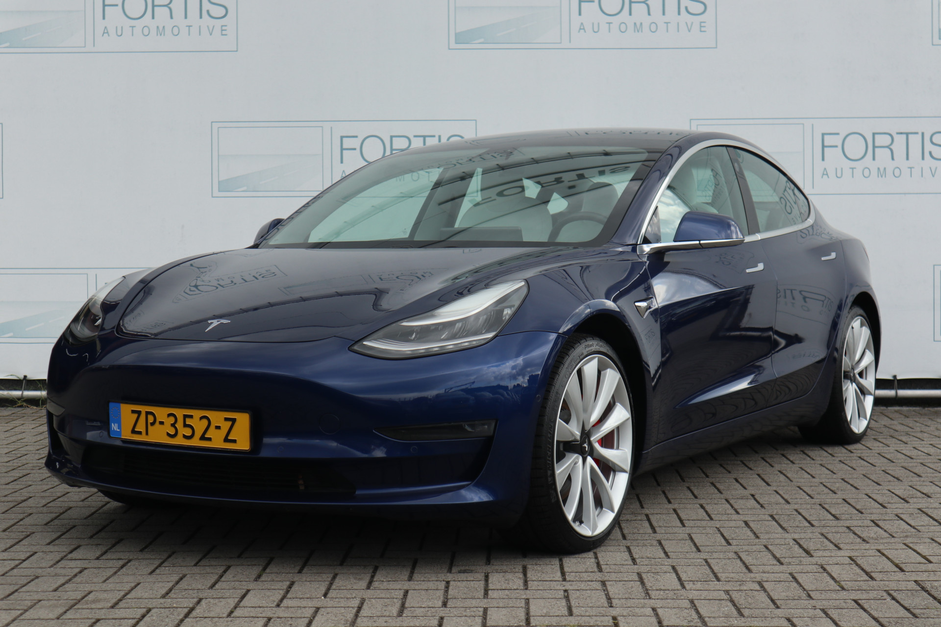 Tesla Model 3 Performance 75 kWh NL AUTO | LEDER | STOELVERW | PANO |