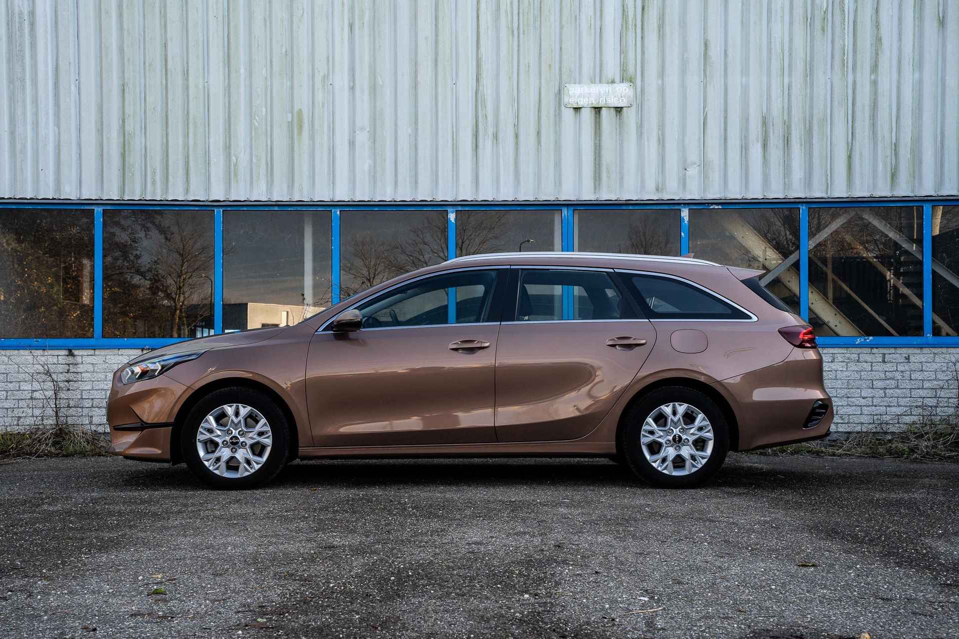 Kia Ceed Sportswagon 1.0 T-GDi 120PK DynamicLine | Navigatie | Camera | Climate control | Apple Carplay/Android Auto | PDC | LMV 16 inch - 11/45