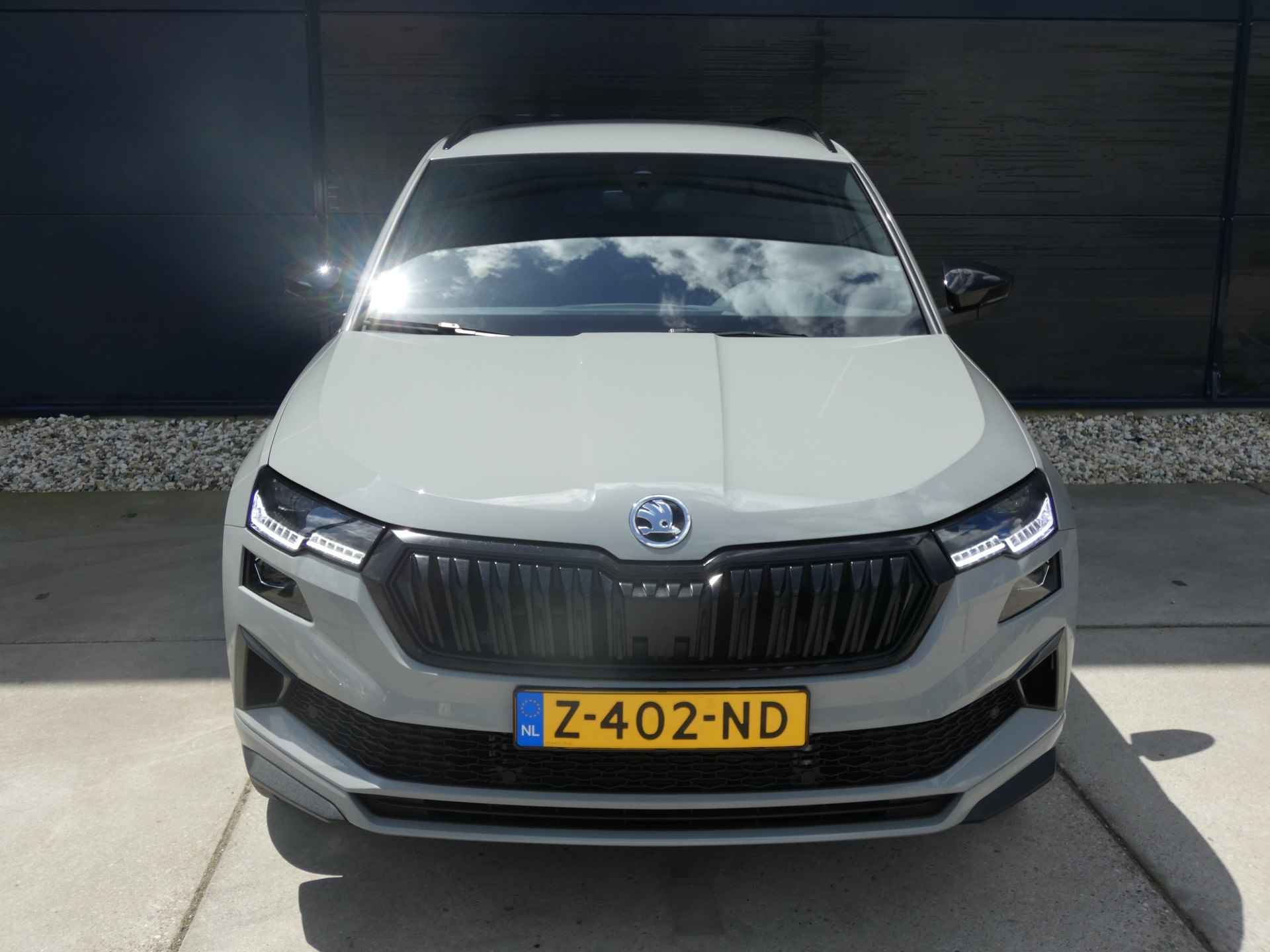 Škoda Karoq 1.5 TSI ACT Sportline Business Automaat | AppleCarplay | Camera - 12/53