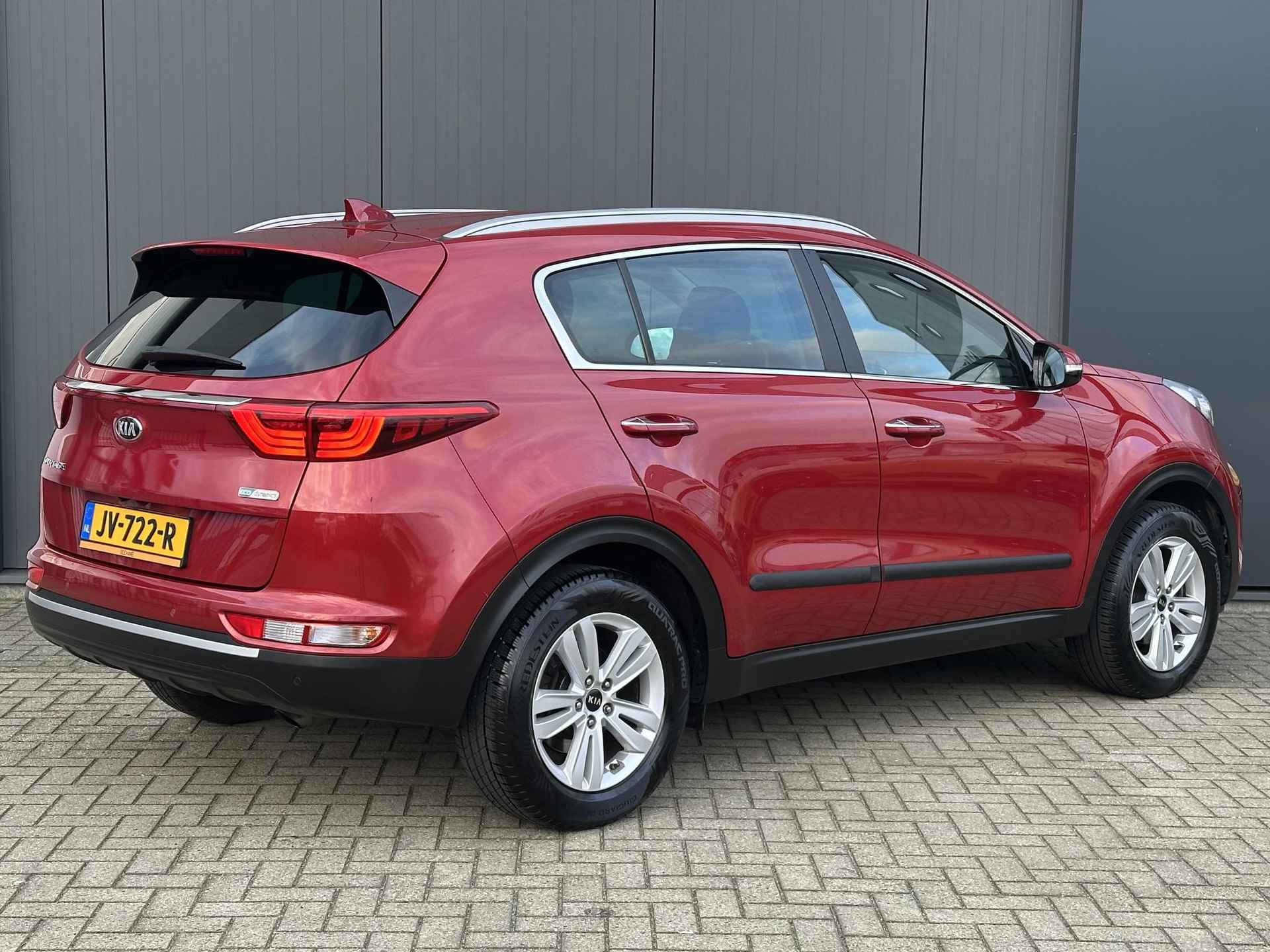 Kia Sportage 1.6 GDI First Edition | NL-auto | Trekhaak | All-season Banden | Camera | Navigatie | Clima - 3/35