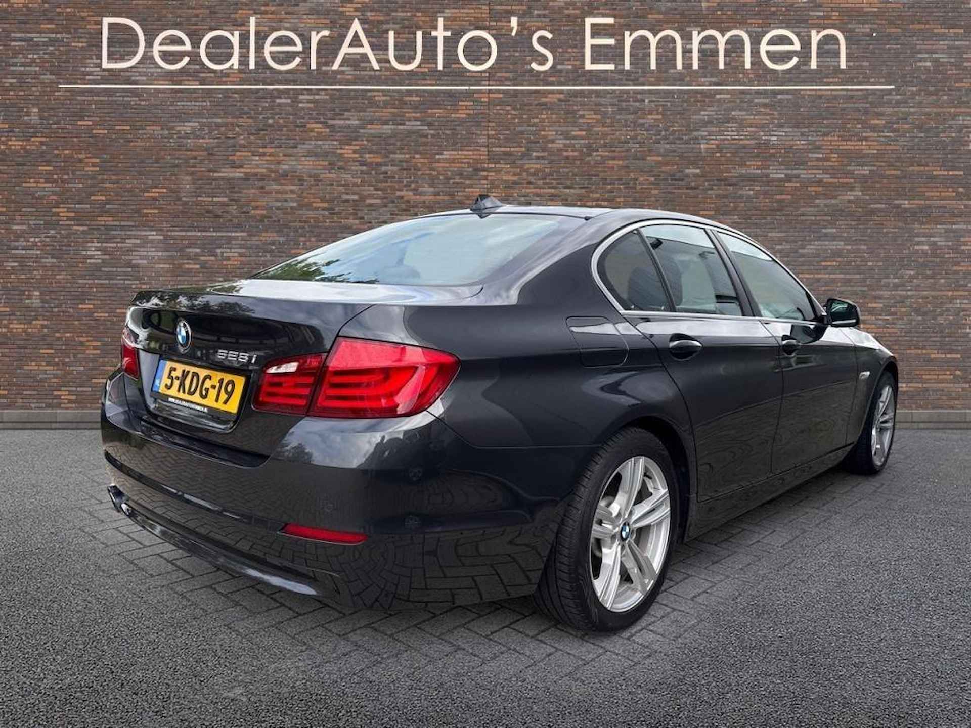 BMW 5 Serie 528xi High Executive LEDER XENON NAVIGATIE LMV CRUISE - 4/36