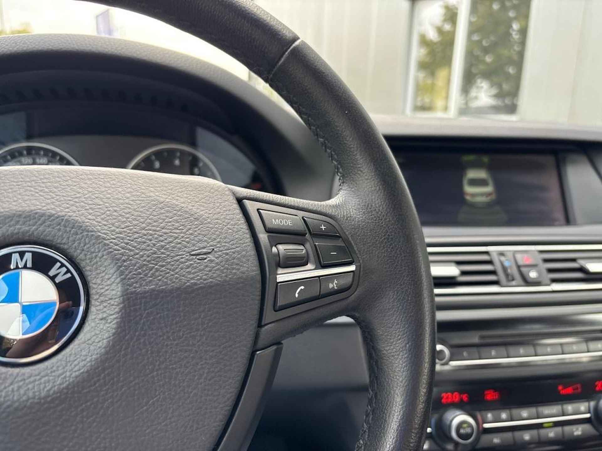 BMW 5 Serie 528xi High Executive LEDER XENON NAVIGATIE LMV CRUISE - 15/36