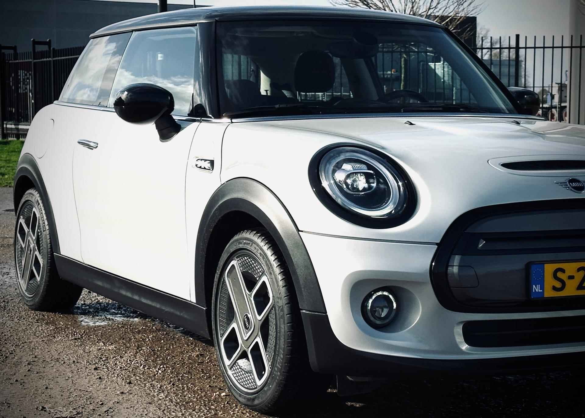 MINI Cooper SE Shadowline - 12/20