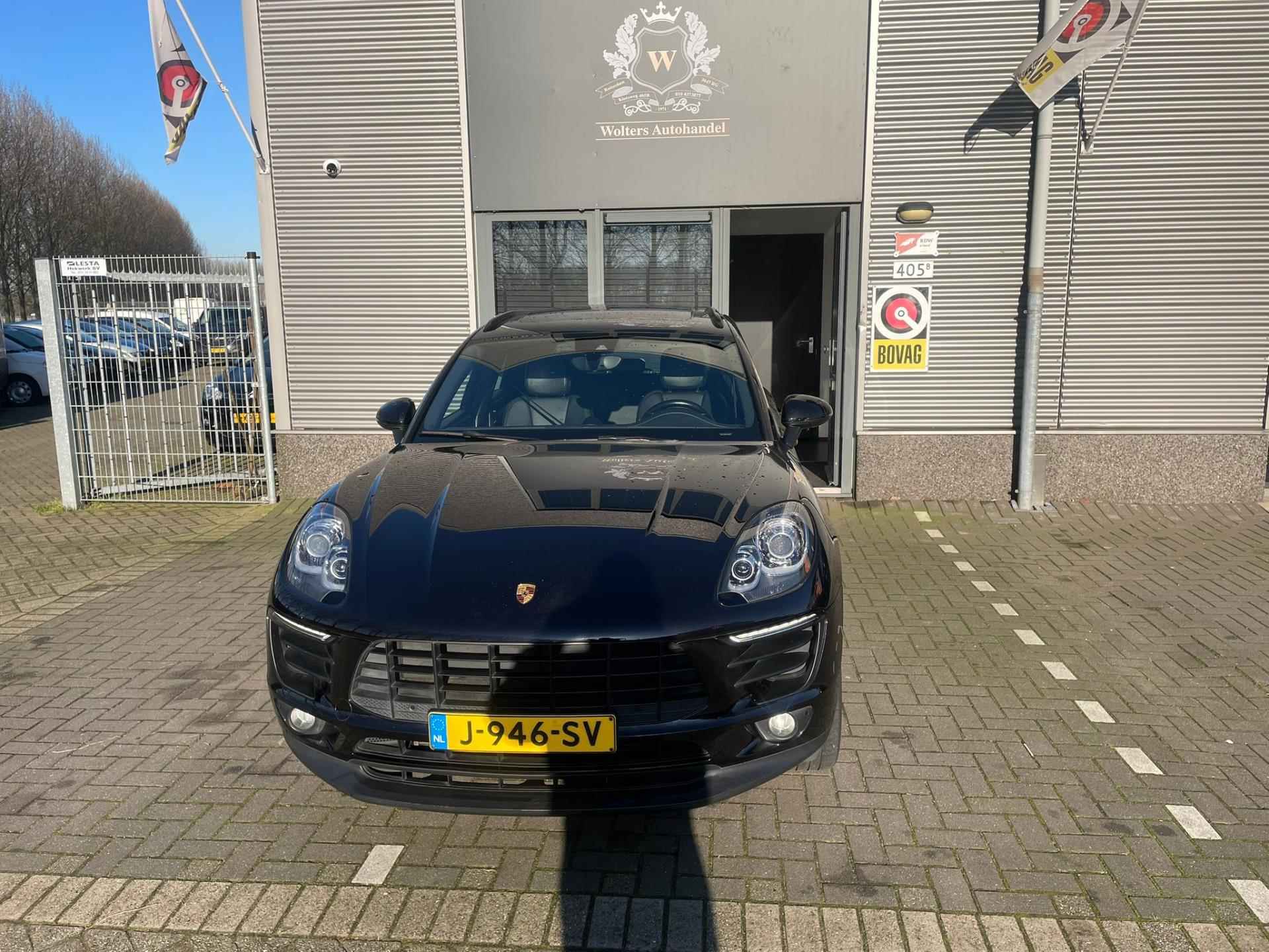 Porsche Macan 2.0 - 3/29