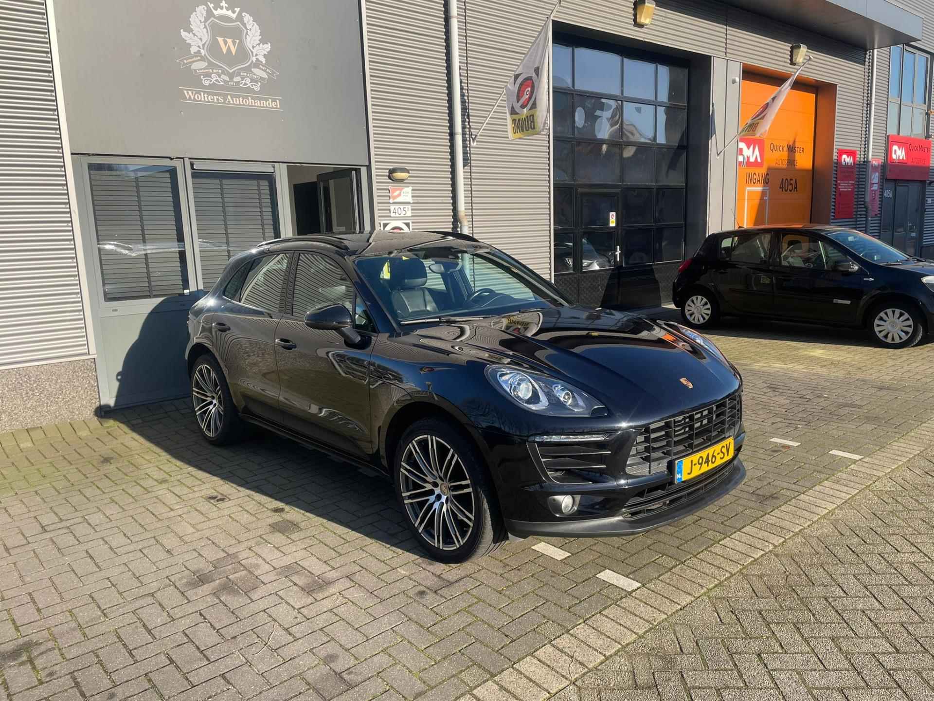 Porsche Macan 2.0 - 4/29