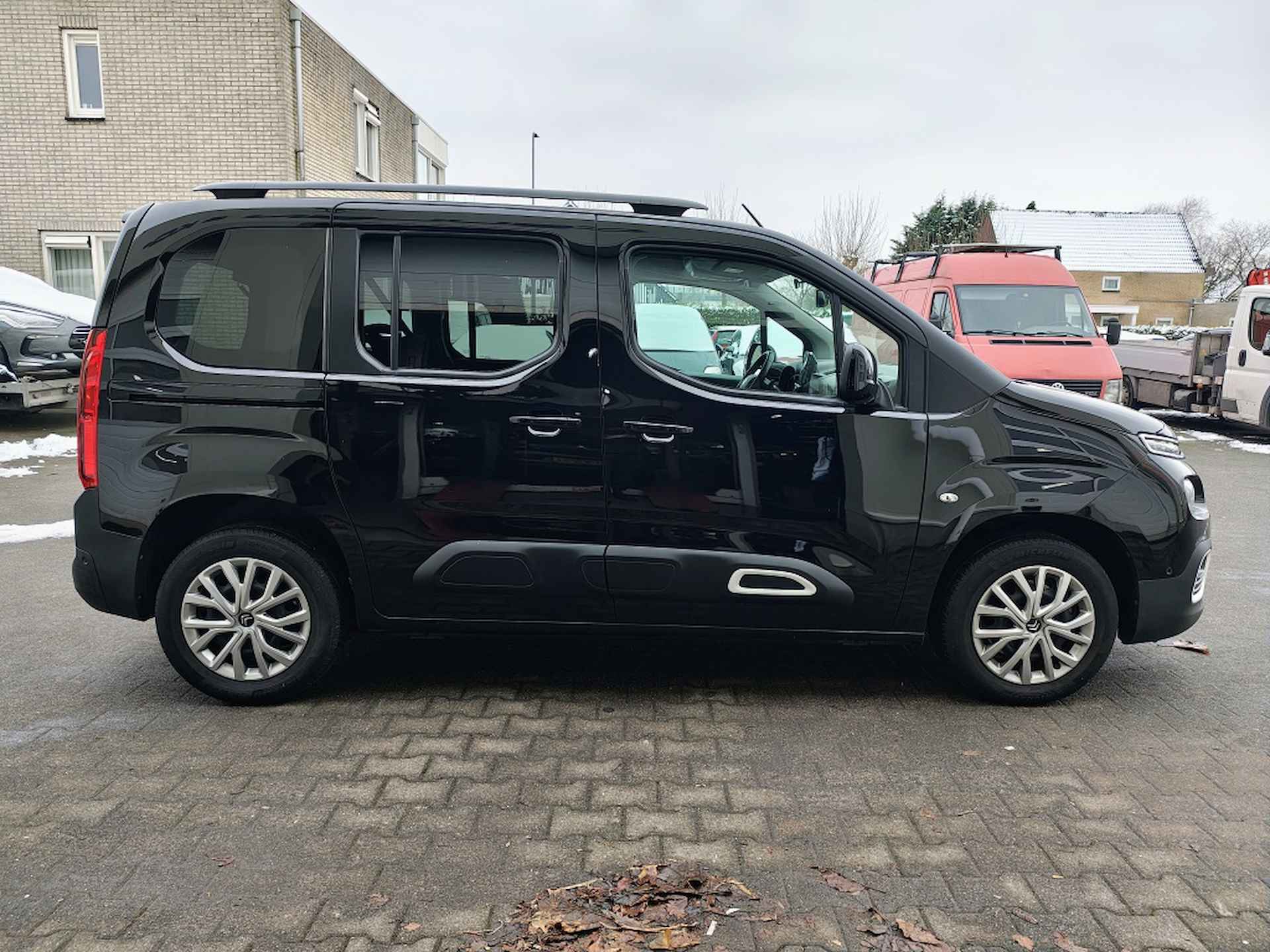 Citroen Berlingo 1.2 PureTech Shine | 8traps AUTOMAAT - 4/40