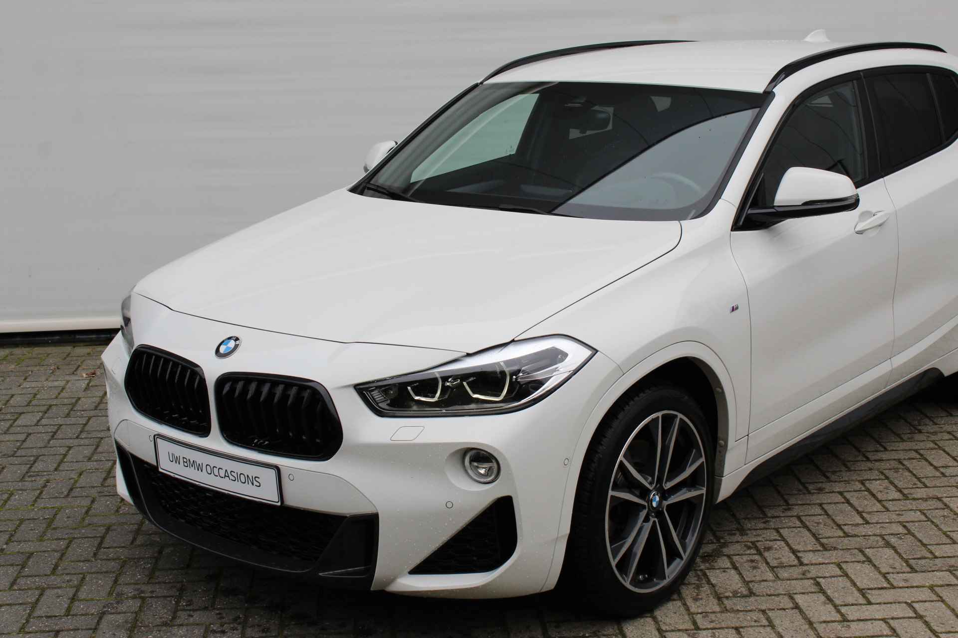 BMW X2 sDrive20i M Sport Automaat / Achteruitrijcamera / Sportstoelen / Comfort Access / Head-Up / LED / Park Assistant / Stoelverwarming - 22/32