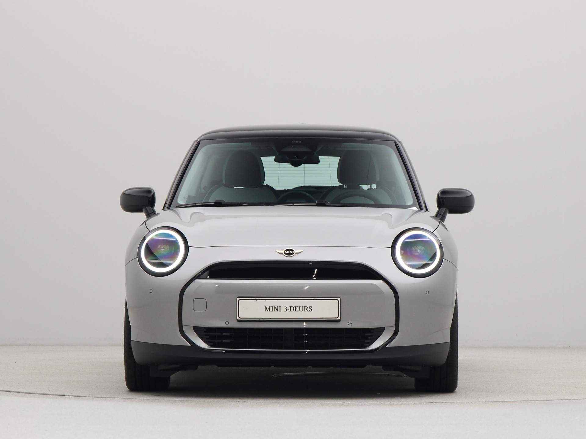 MINI Cooper E Classic Pakket L PRIVATE LEASE EUR 378,- (48 mnd/10.000 km incl. SEPP subsidie) - 6/21