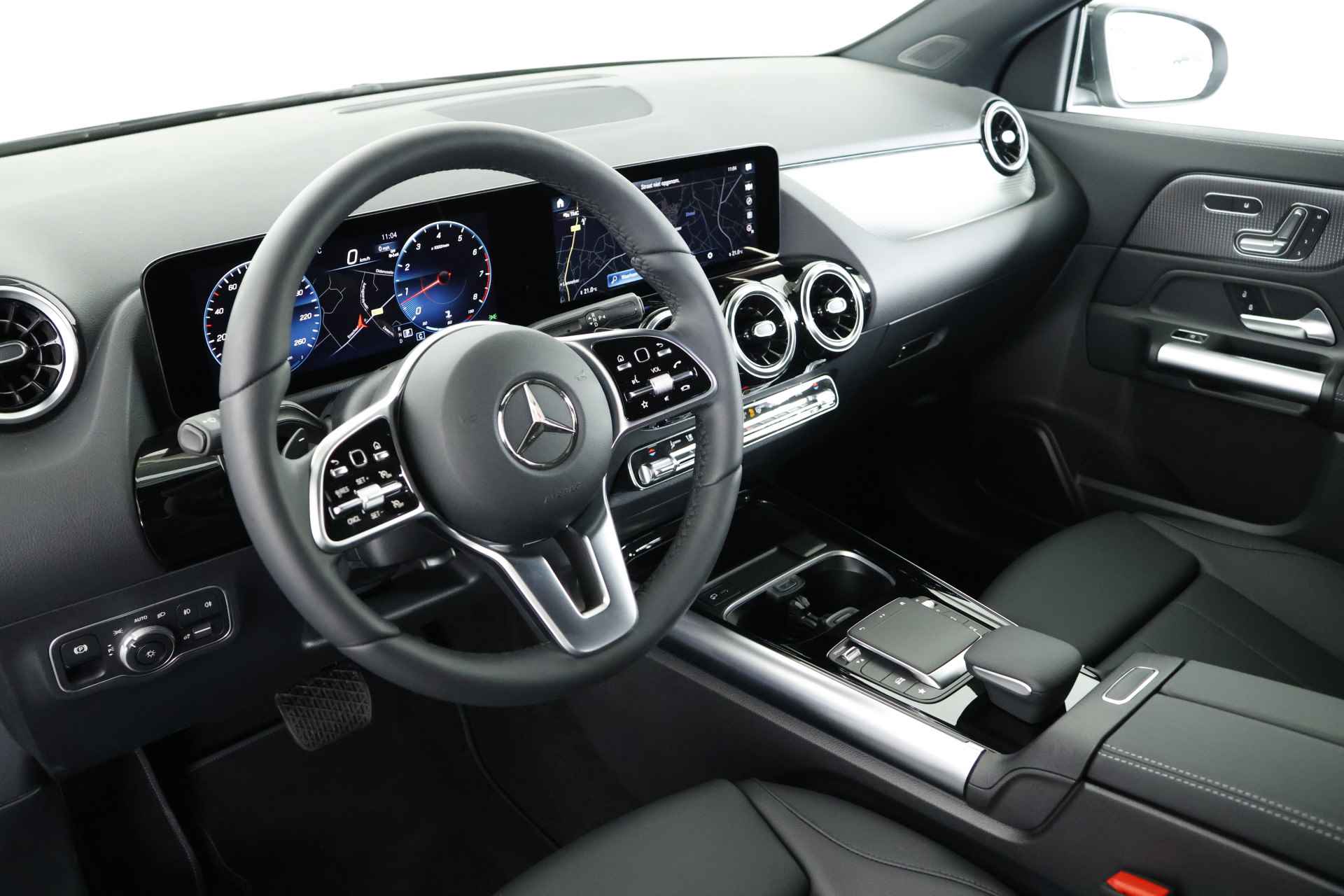 Mercedes-Benz GLA 250 4MATIC Progressive / LED / NAVI / CarPlay / Leder / Cam / DAB+ - 3/35