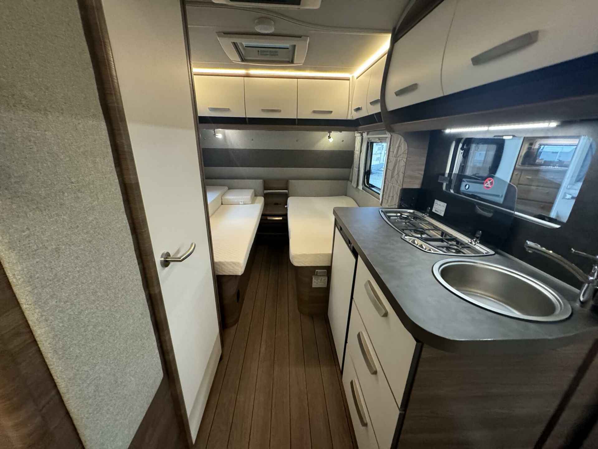 KNAUS SILVER SELECTION 460 XXL CARAVANSHOW 24,25,26 JANUARI - 14/21